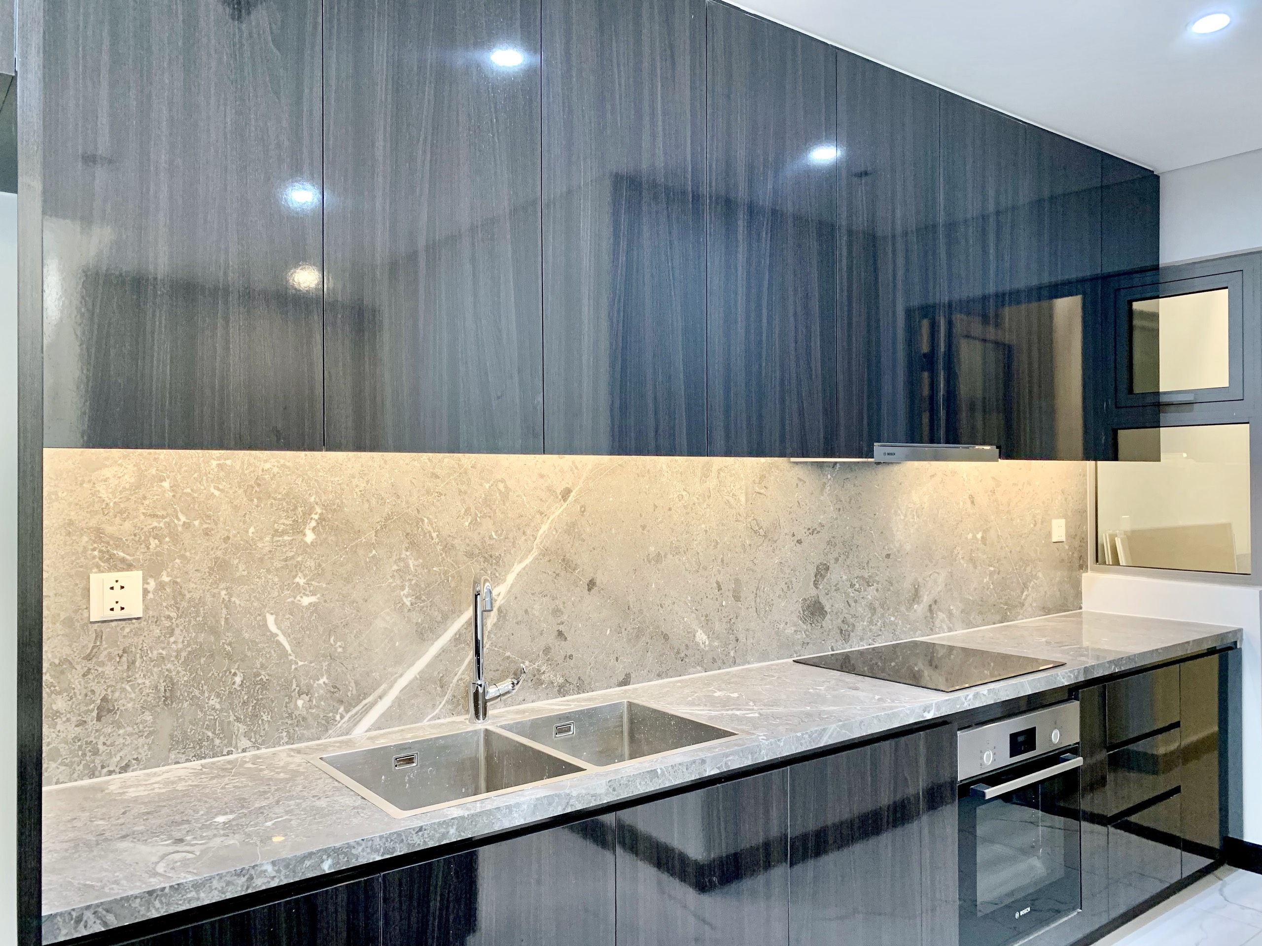 Cho thuê  Pool Villa 285m, view vô cực hoàn thiện cơ bản giá 139 triệu/tháng