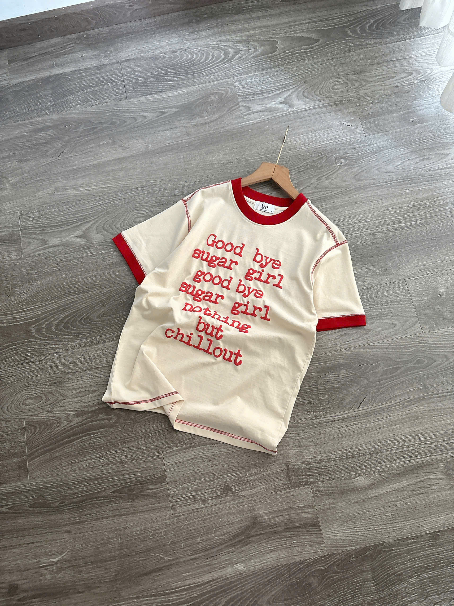 A296 ÁO THUN CHỮ ĐỎ_thumbnail_7