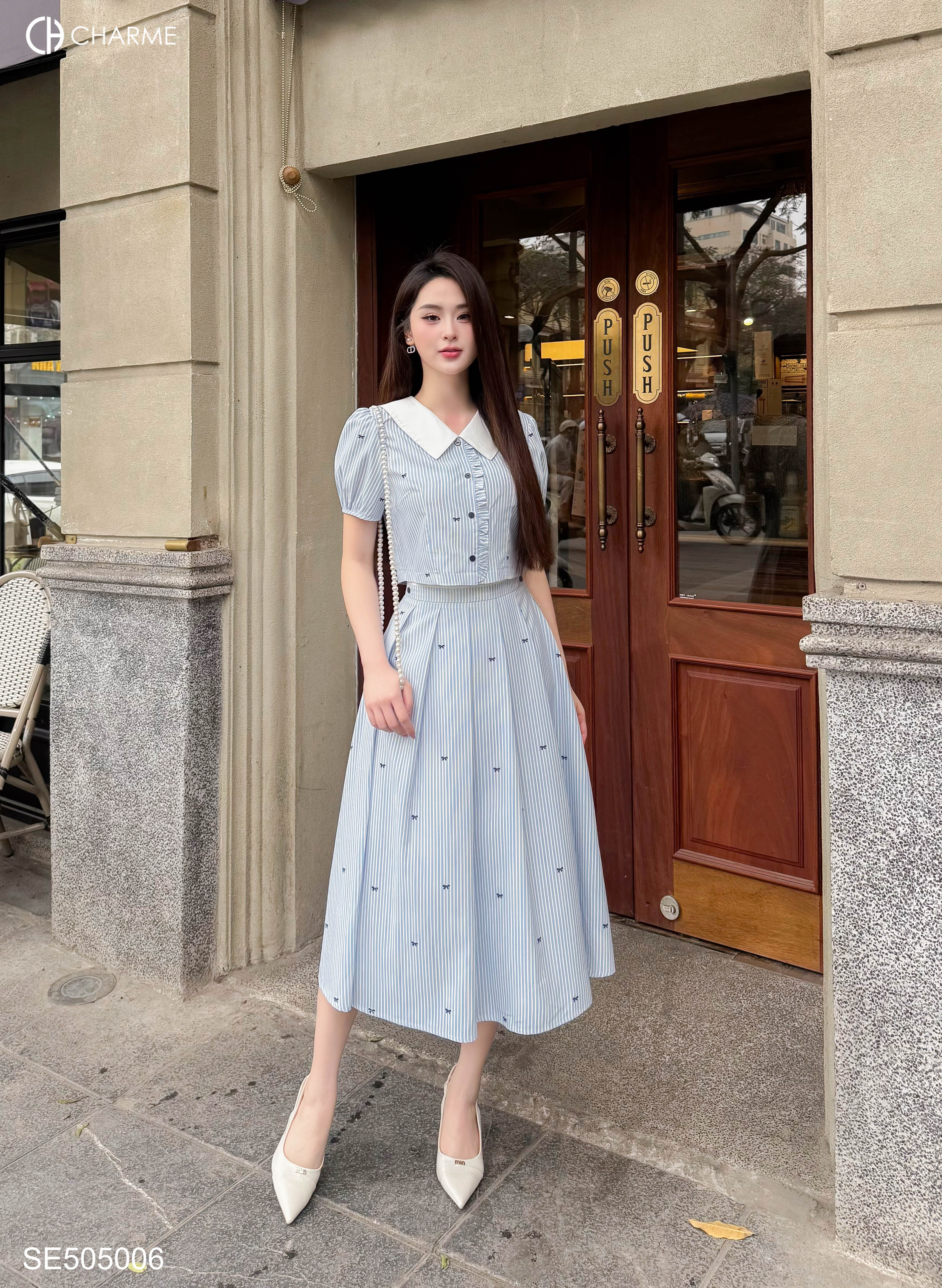 Set áo sơ mi cổ V chân váy xòe_thumbnail_2