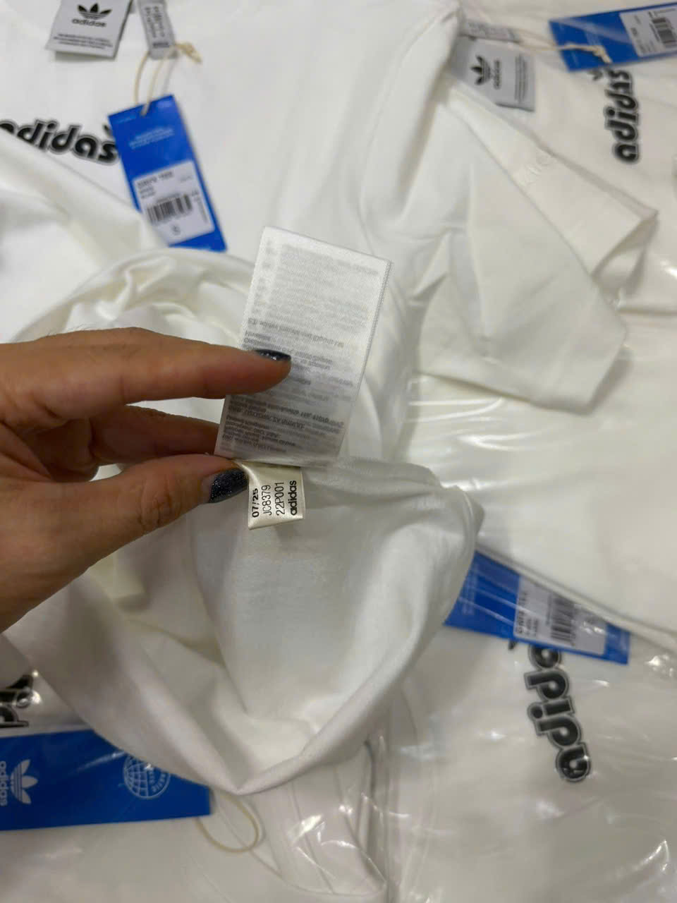 E318 ÁO PHÔNG NAM TRẮNG IN CHỮ ADIDAS_thumbnail_4