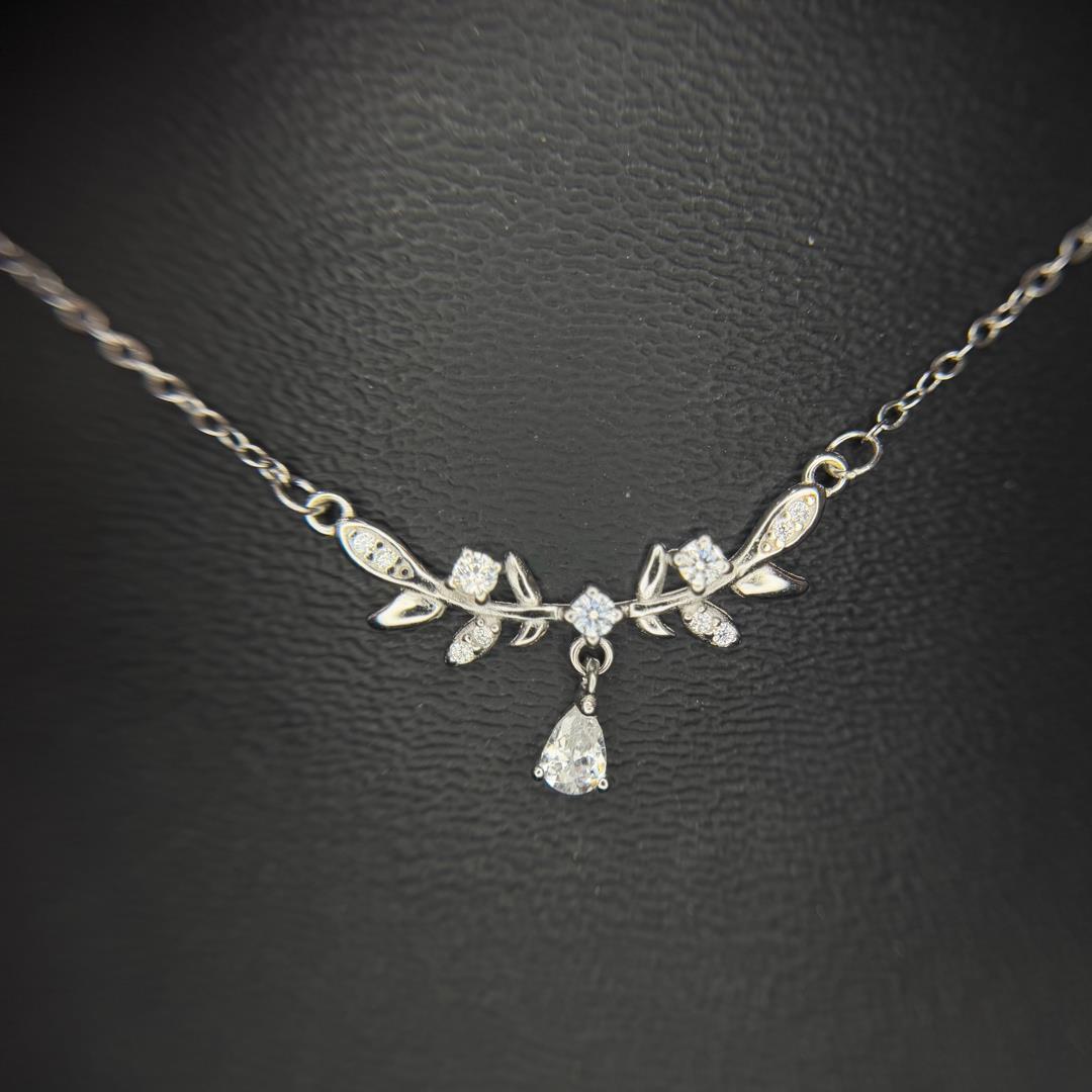 Vòng cổ bạc ý xi đẹp lá liễu kim cương_thumbnail_1