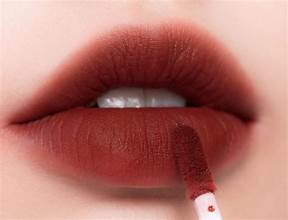 G04 Bigbang - Son bóng màu đỏ nâu Trendy Beauty Lip Gloss Silver Shot