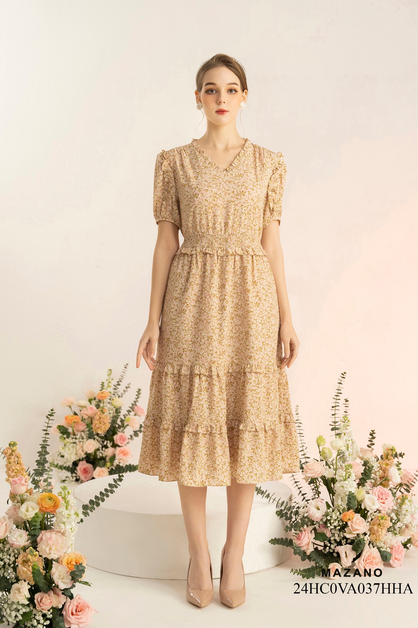 Đầm nâu nhạt hoa nhí pastel chun eo phối bèo tầng_thumbnail_0