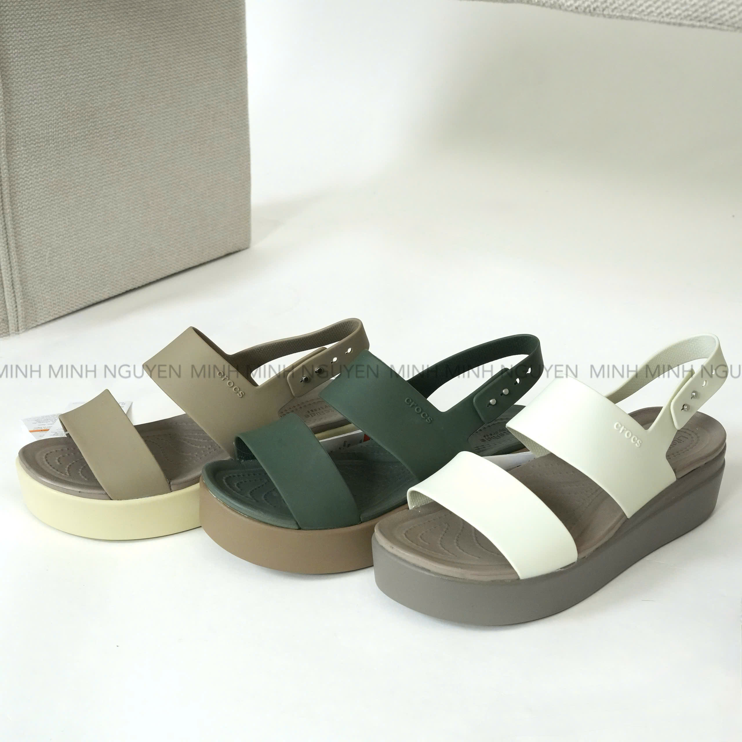 SANDAL CROCS_thumbnail_3