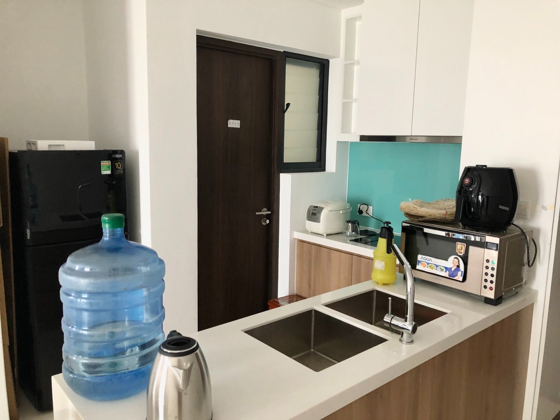 Bán căn hộ 1 phòng ngủ One Verandah - View sông, ban công Đông Nam _thumbnail_3