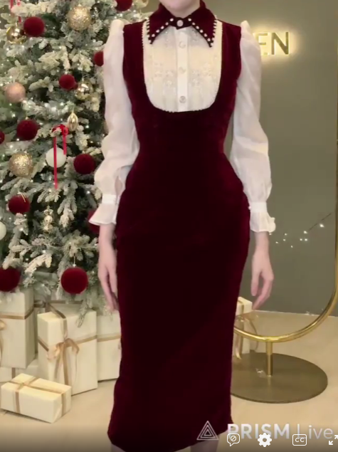 Đầm Nhung Bút Chì Đính Đá_thumbnail_4