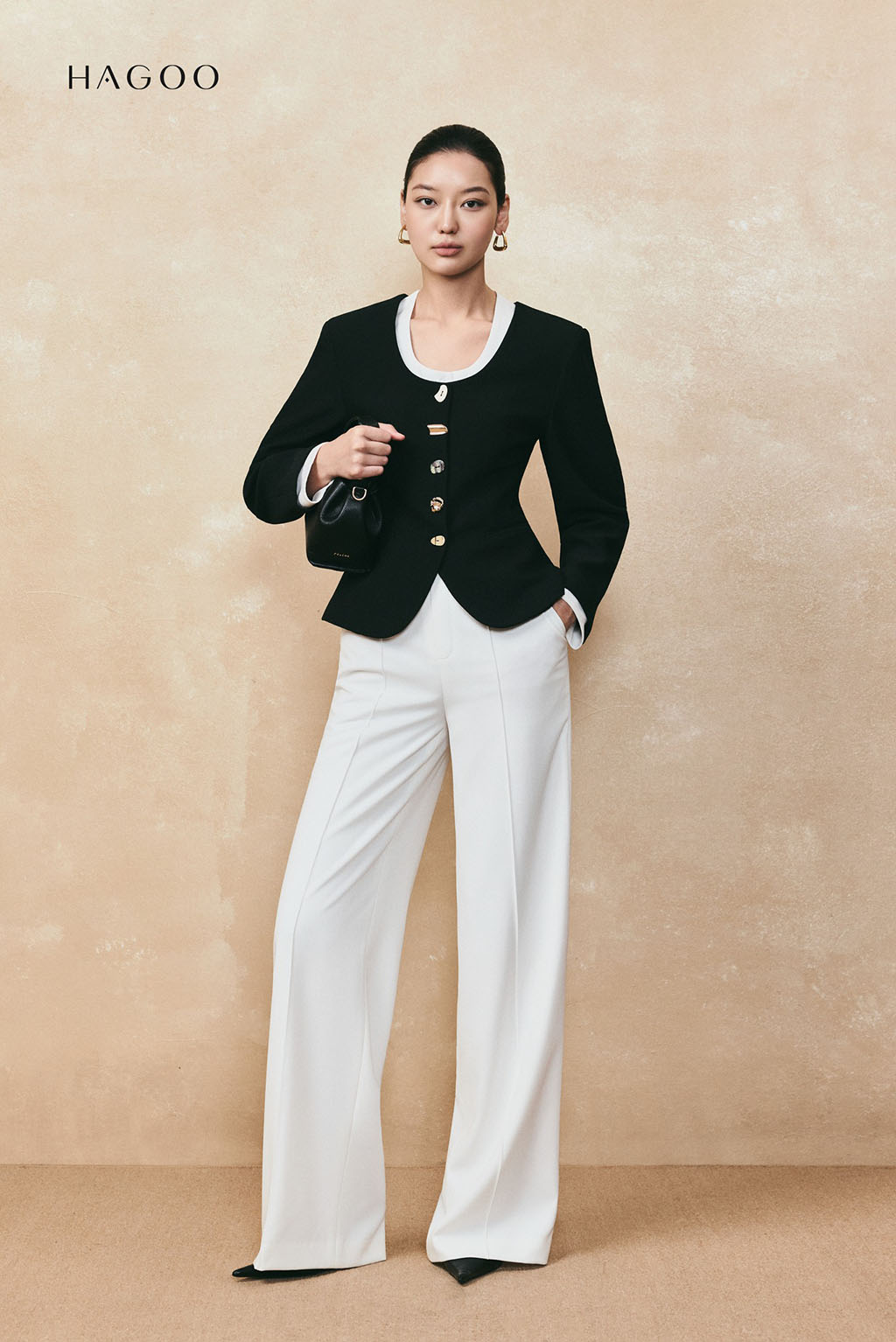 Blazer cổ tròn tay phồng HAGOO_thumbnail_3