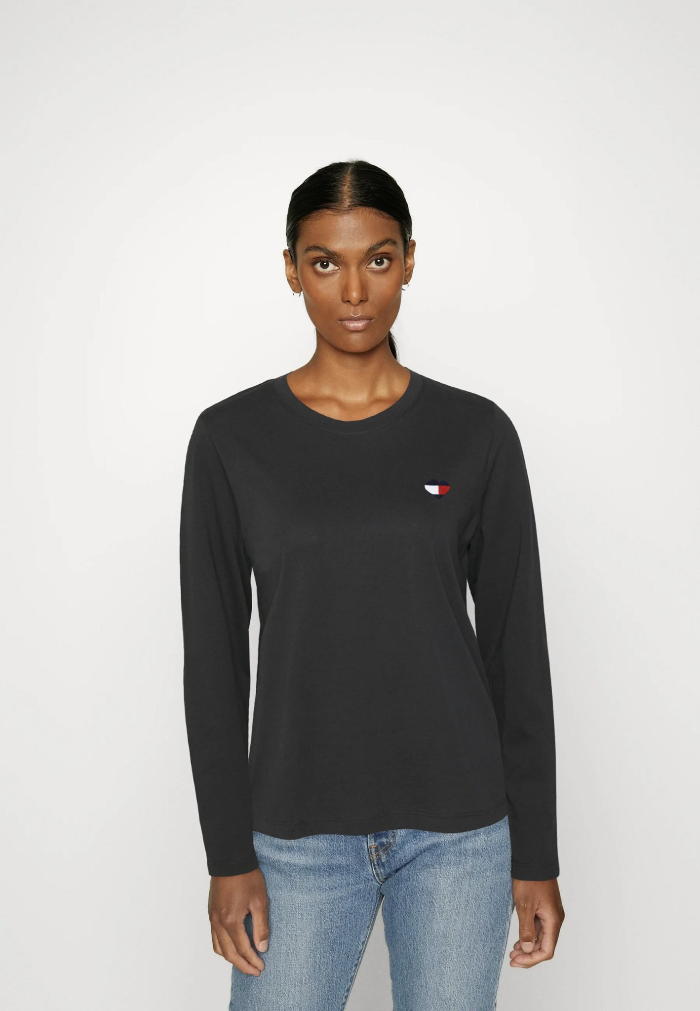 AO THUN TM_thumbnail_1