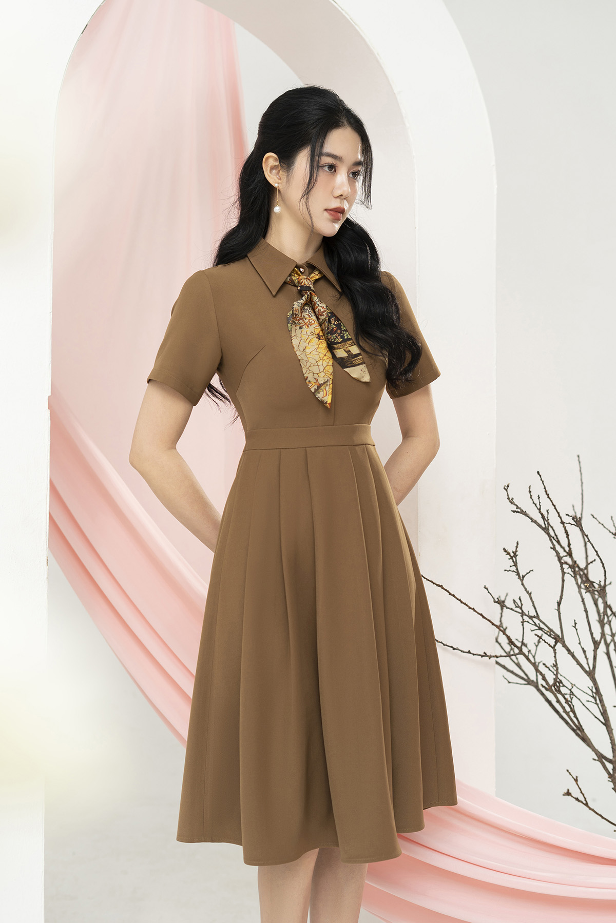 Đầm công sở dáng xòe nâu tây cổ đức phối nơ D3004