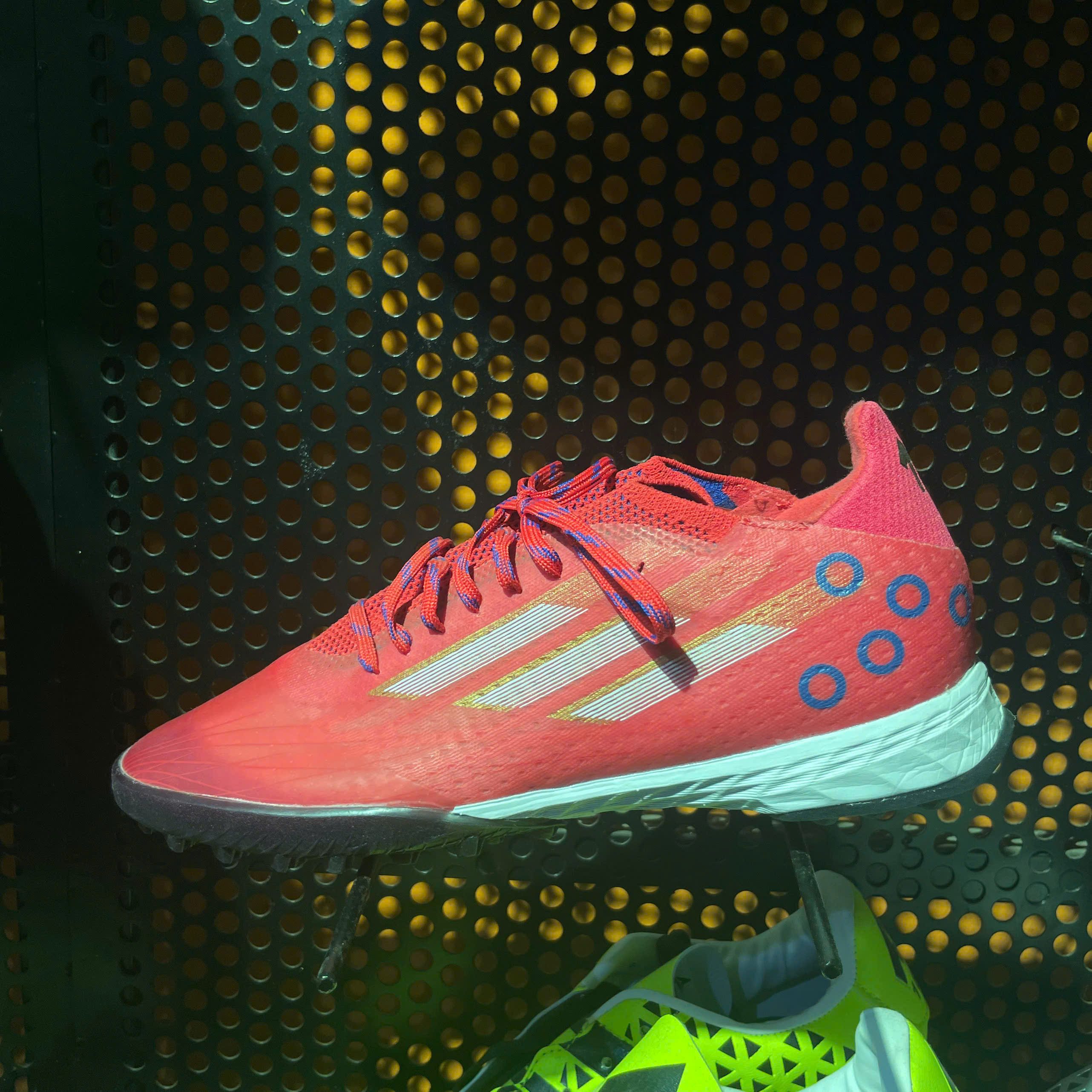 Giày X speedflow đỏ