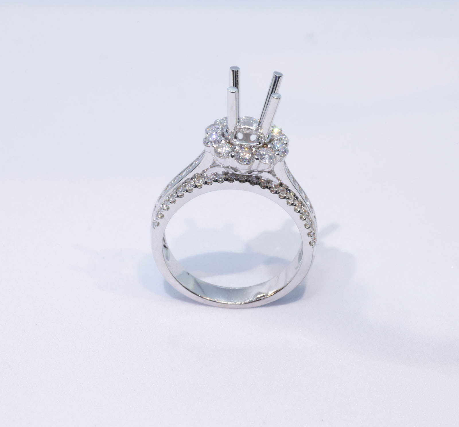 Vỏ nhẫn vàng trắng 14K