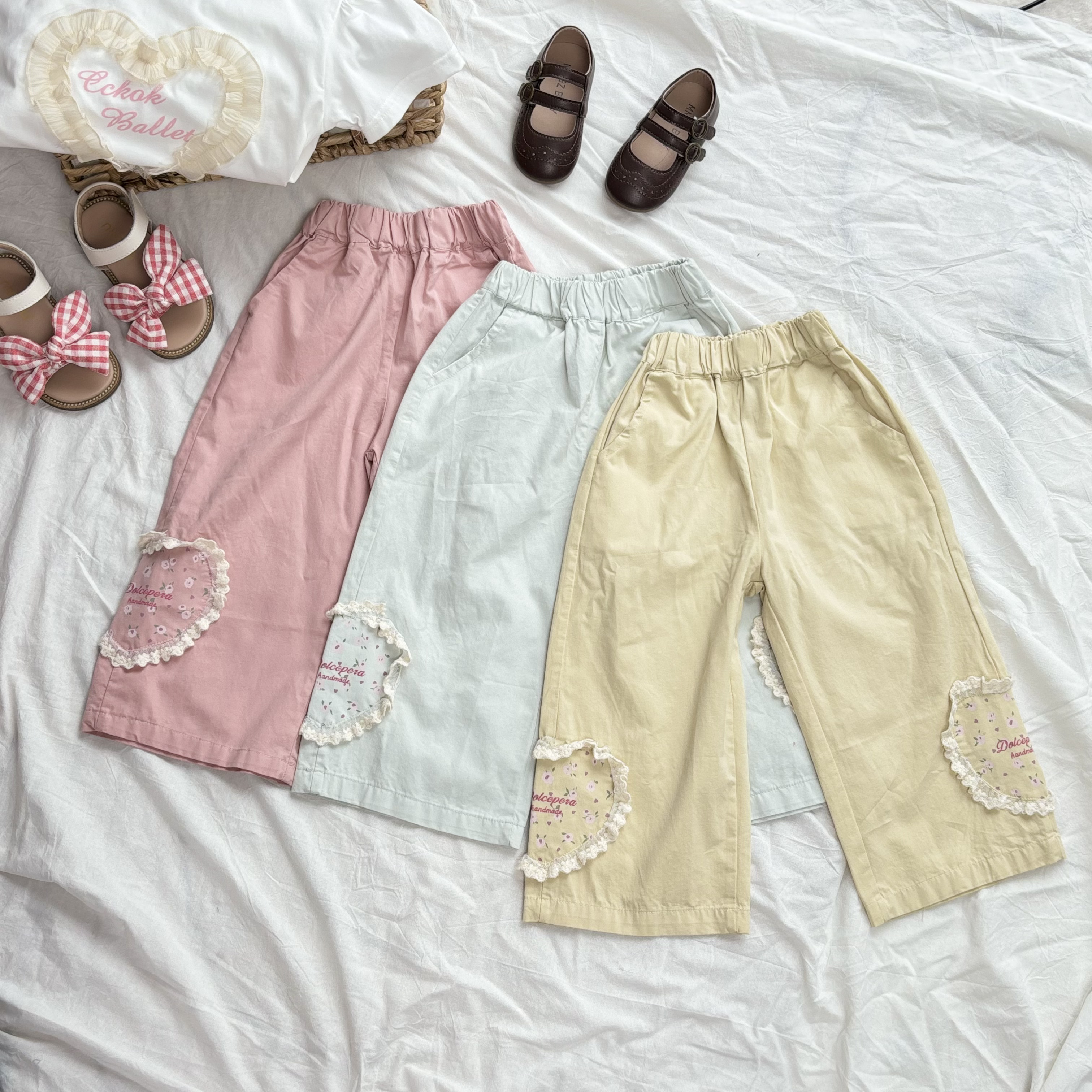 (Q21) Quần thô mềm họa tiết trái tim siêu dễ thương thời trang bé gái QCCC 2025_thumbnail_1