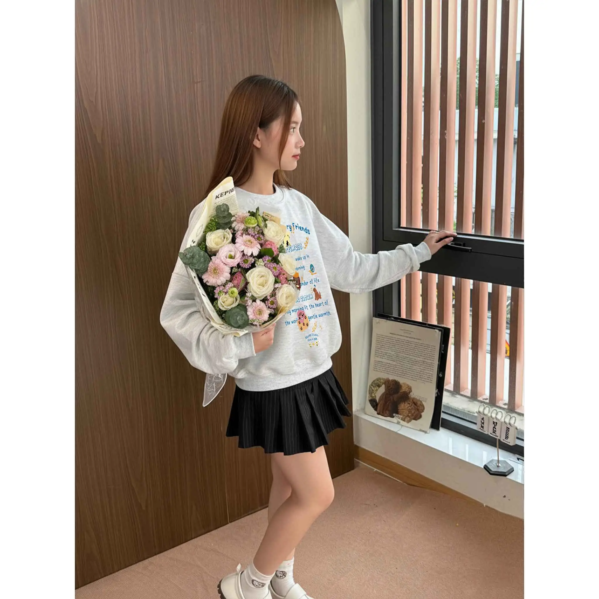 Áo Sweater boxy nam nữ Miucho vải nỉ 2 da thoáng mát thoải mái hoạt hình in mix 2842_thumbnail_4