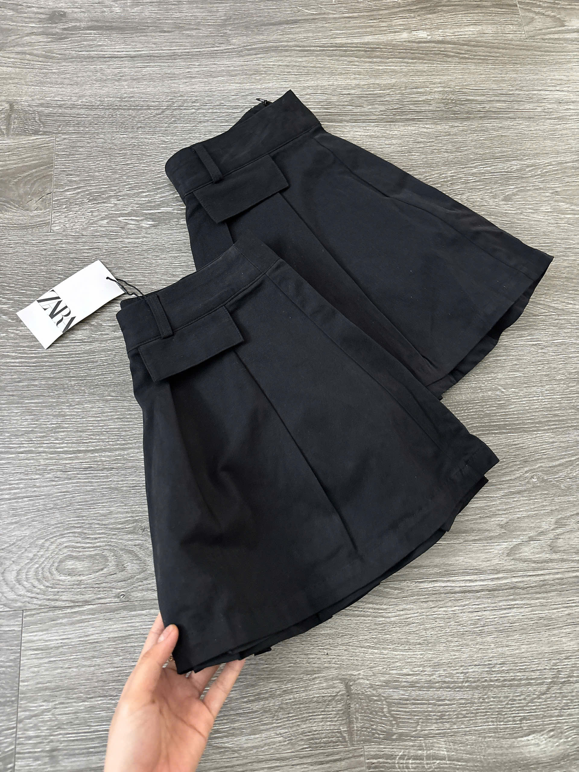 C84 CHÂN VÁY ĐEN_thumbnail_10