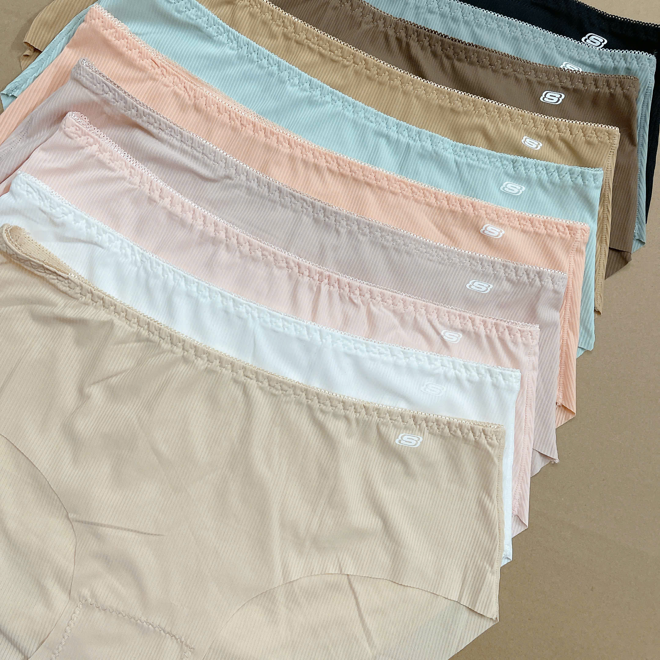 C48 CHIP NU SET 5C (L7-B)_thumbnail_2