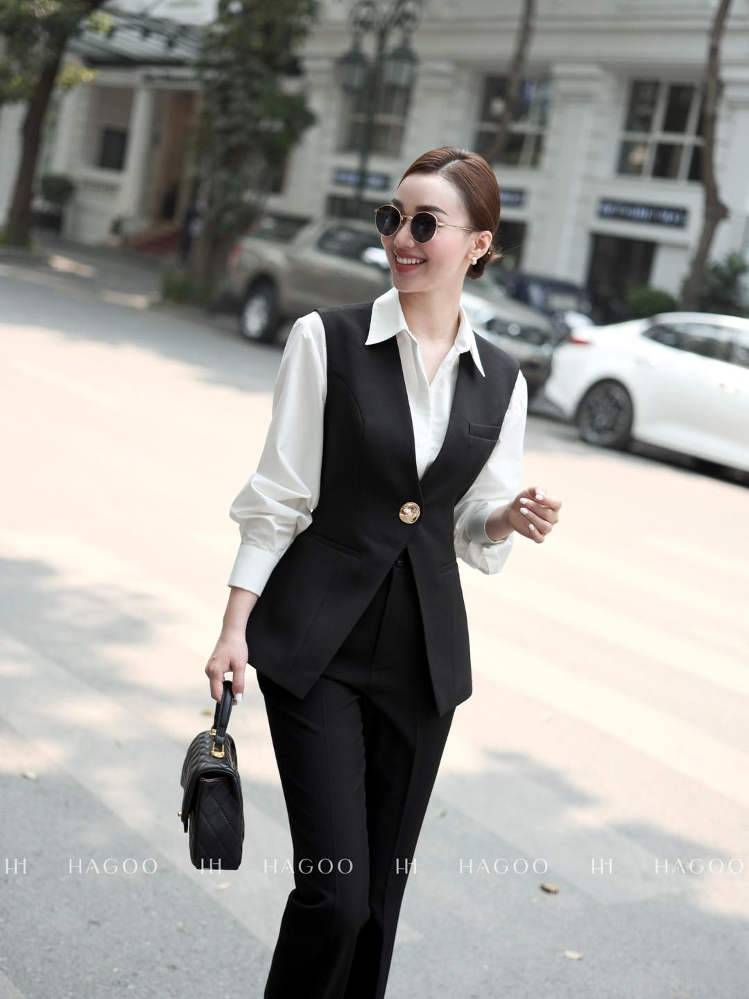 Áo gile dáng ôm cúc đồng_thumbnail_2