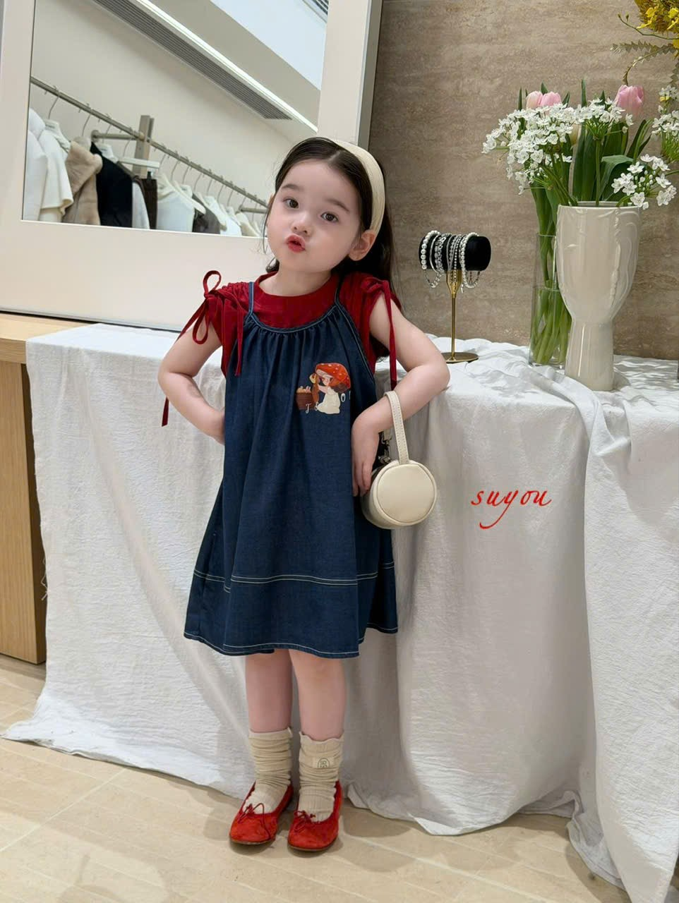 SU63 - Yếm bò 2 dây suông in họa tiết hãng Suyou