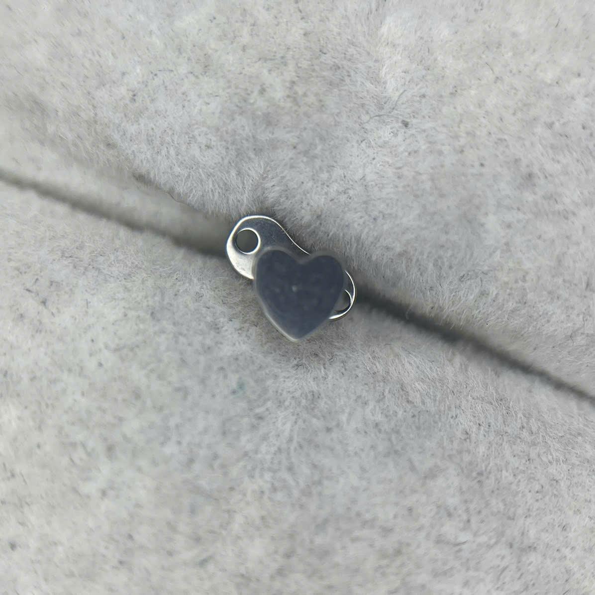 Khuyên cấy titan hình trái tim._thumbnail_1