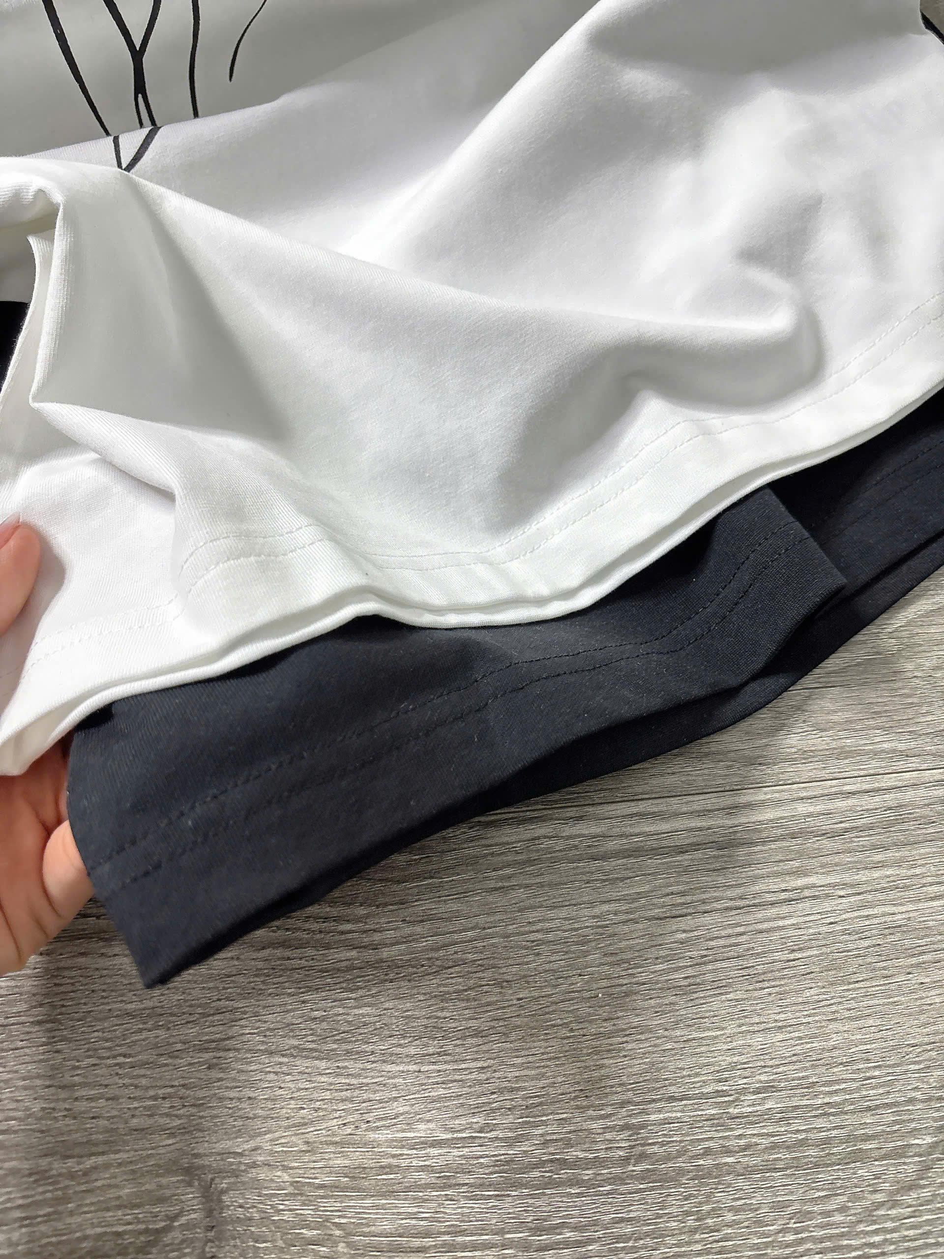 H5 ÁO THUN 2 MÀU_thumbnail_9