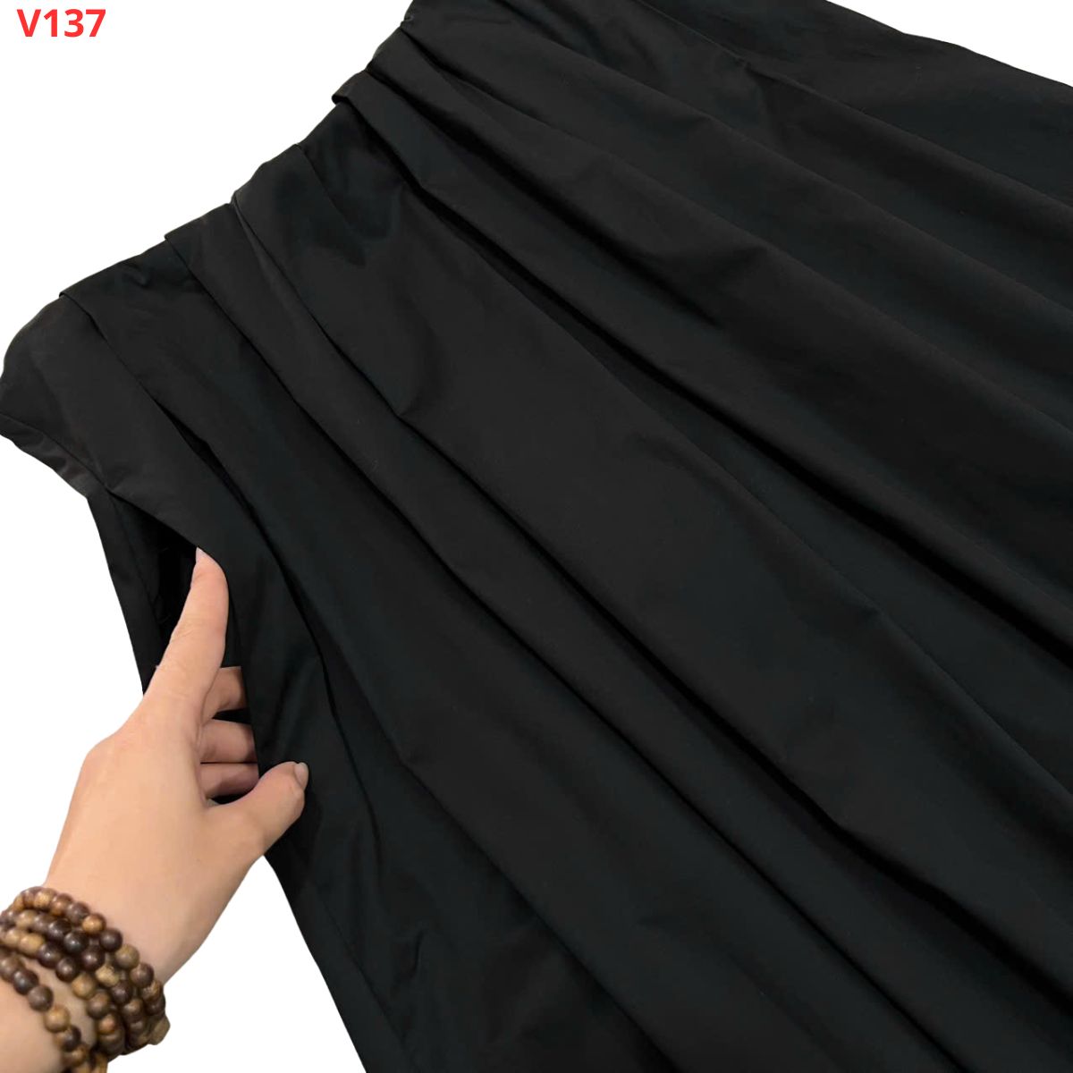 V137- CHÂN VÁY ĐEN_thumbnail_6