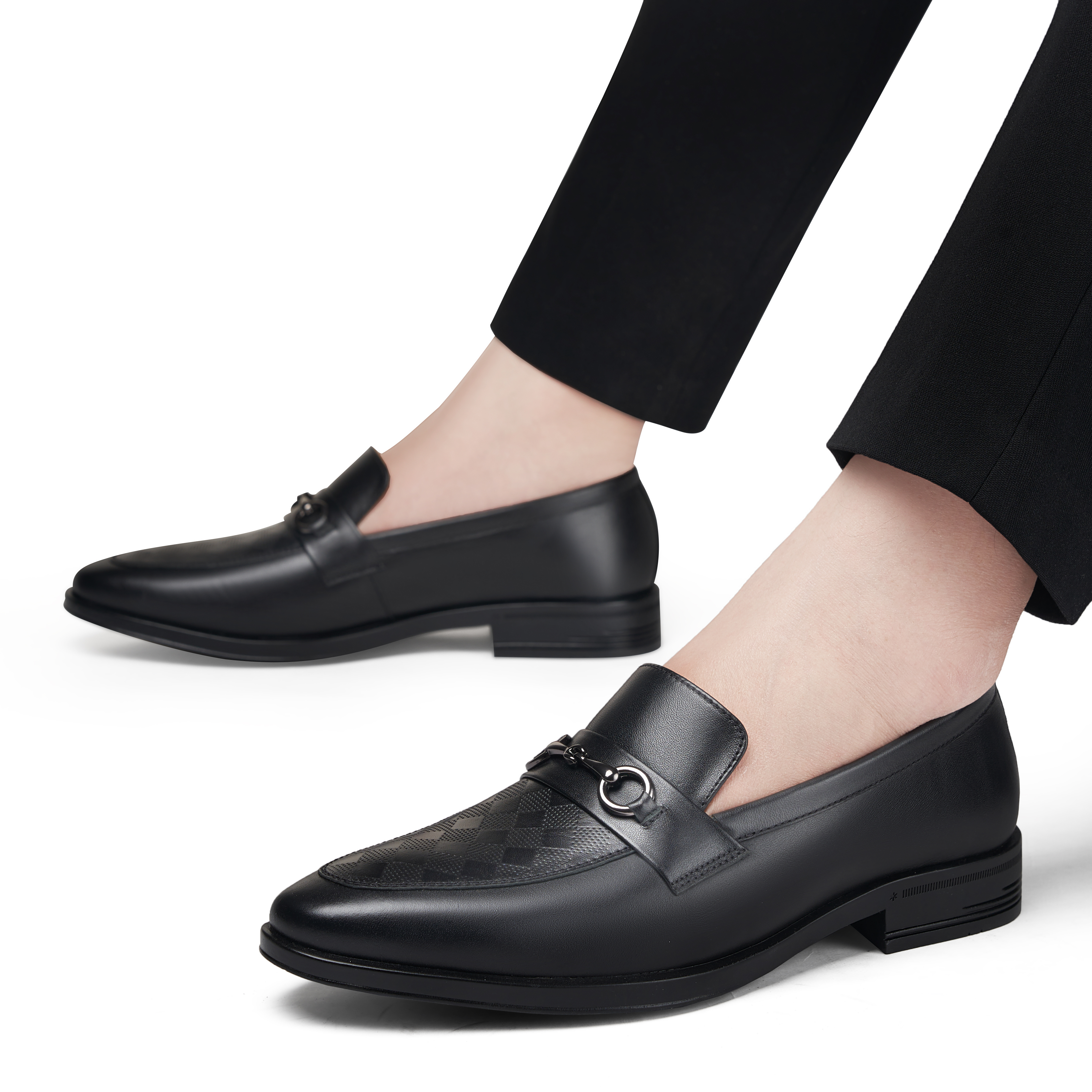 TM-GT558_thumbnail_2