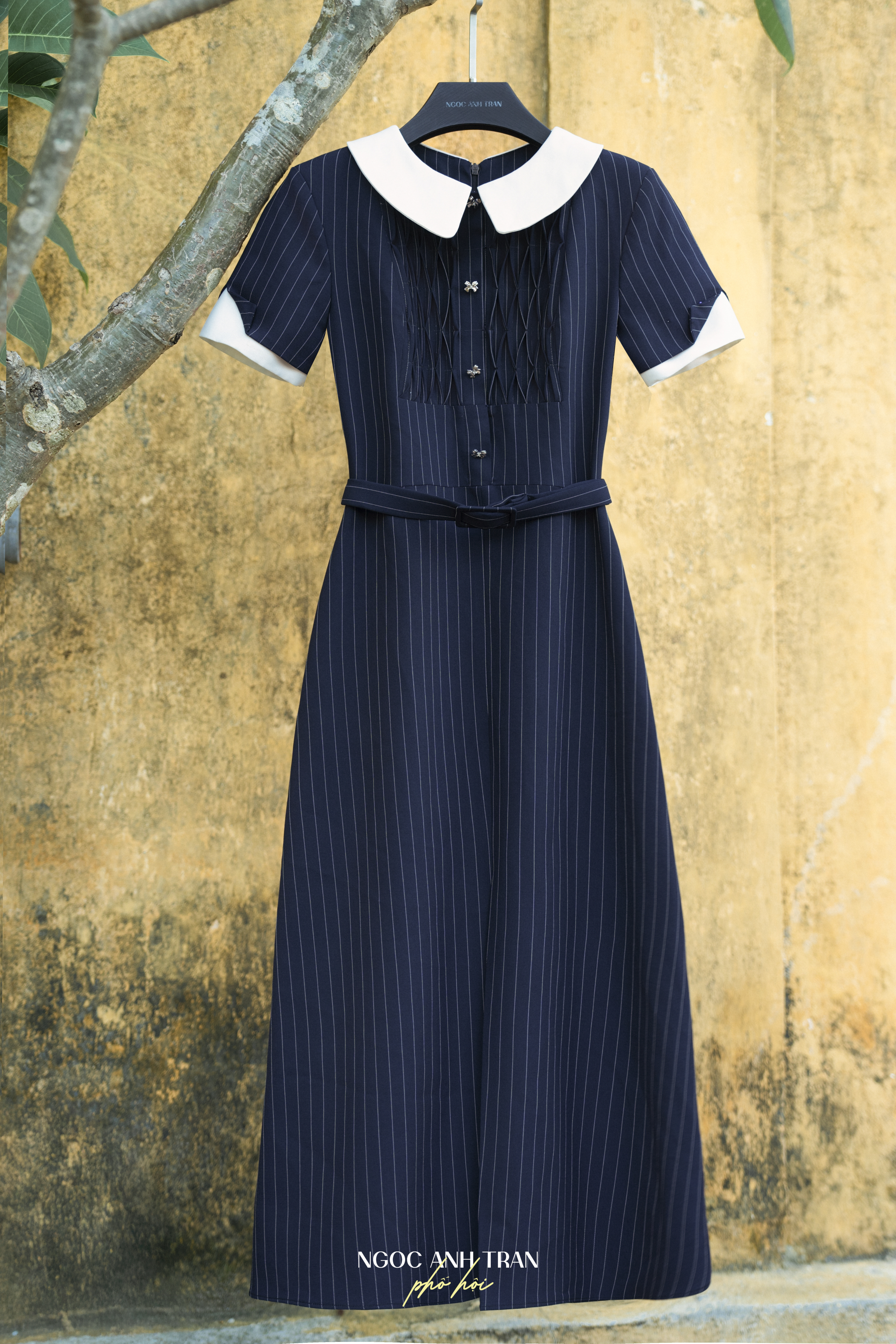 D133 - Váy kẻ xanh cổ sen trắng Hội An_thumbnail_5