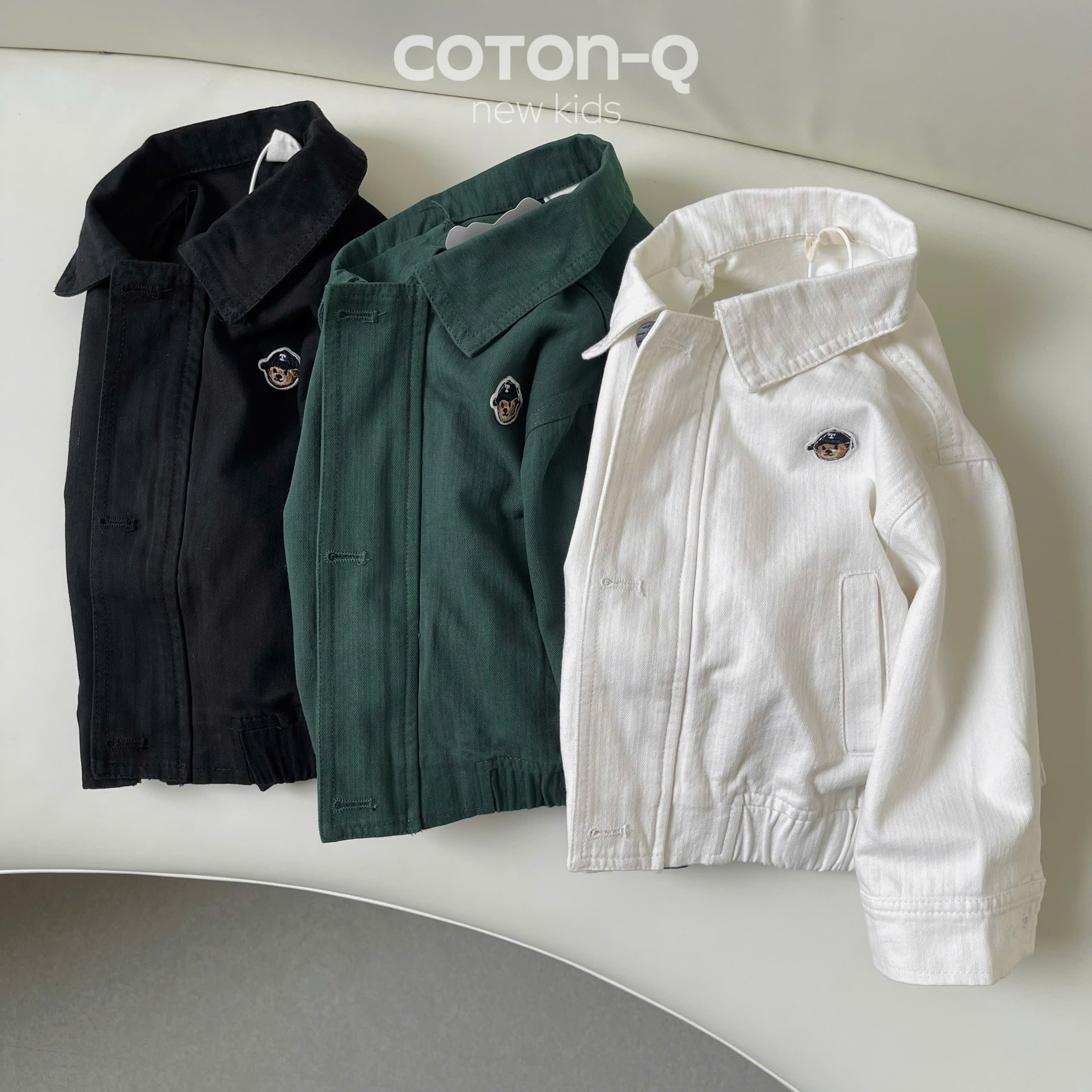 Áo khoác bomber bé ( TRẮNG )_thumbnail_5