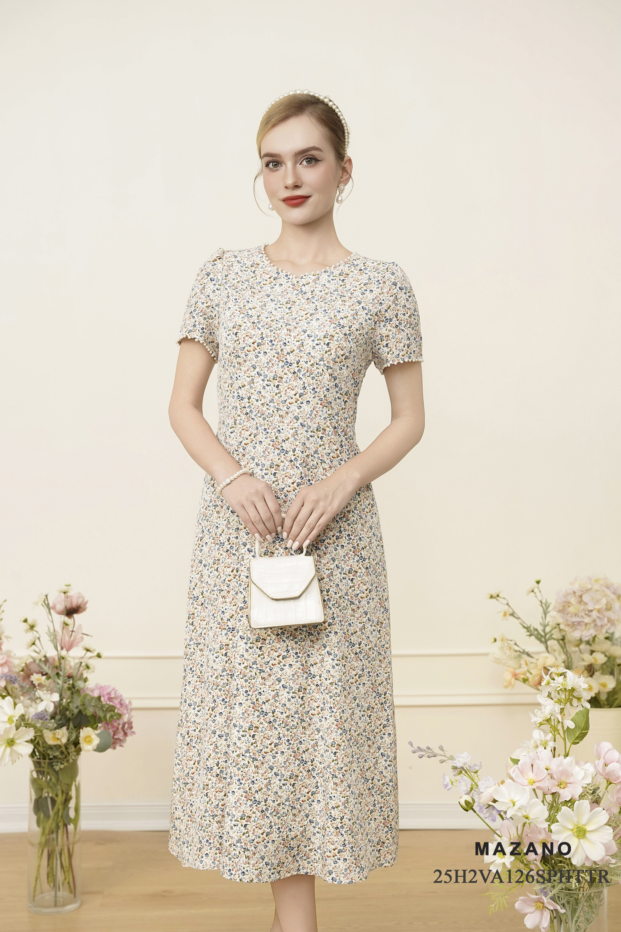 Váy Đầm Ôm Vải thô mỏng Hoạ tiết hoa nhí Cổ tròn Đính ngọc trai Tay ngắn Dài qua bắp chân