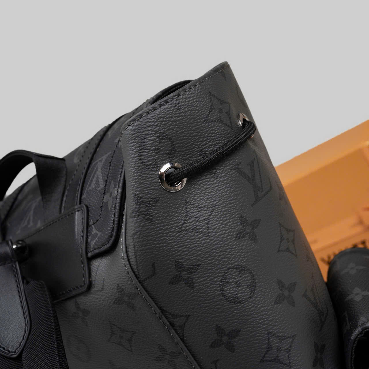Balo nam LV Christopher PM Monogram Eclipse hoa đen_thumbnail_17