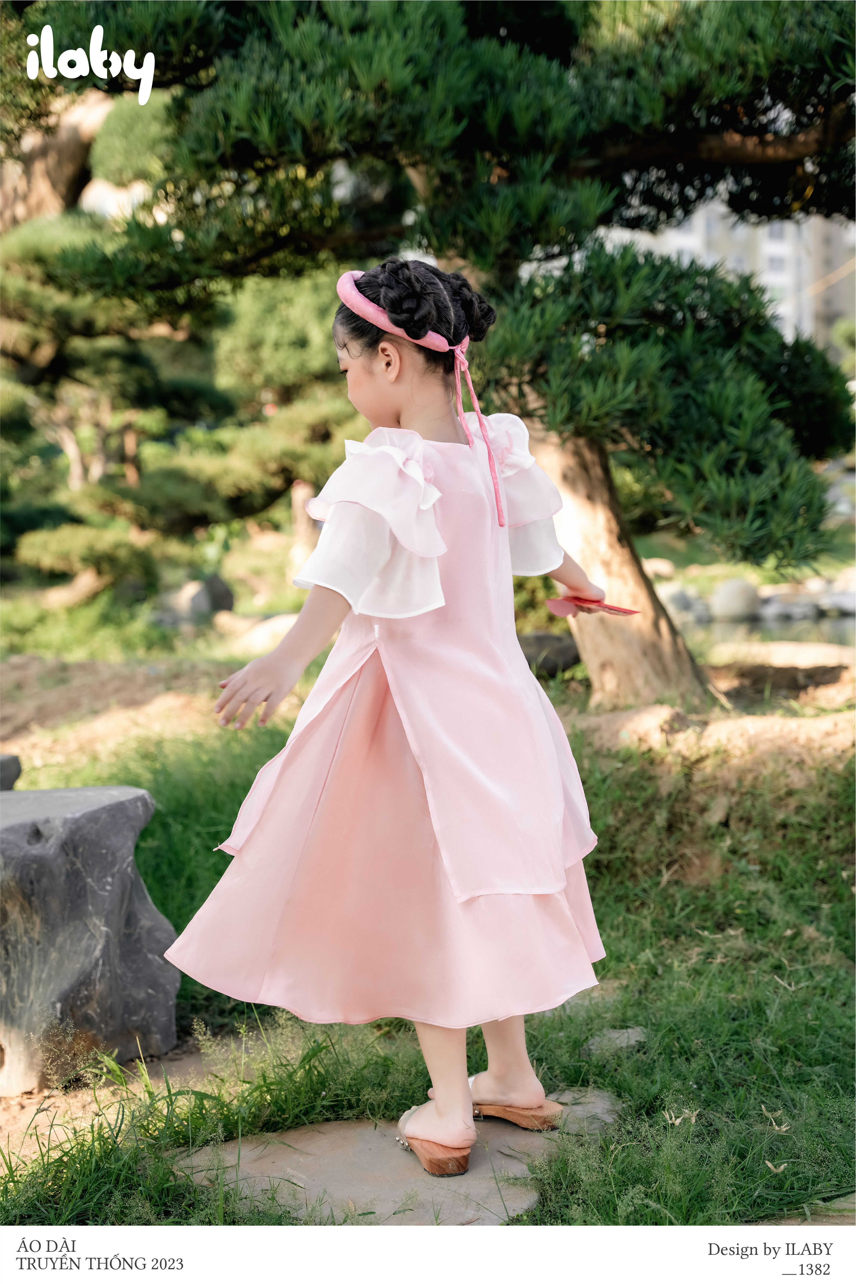 Áo dài đính hoa Oải Hương_thumbnail_2