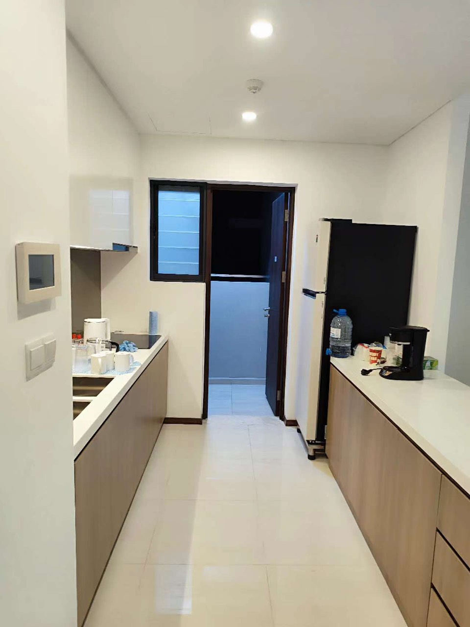 Cho thuê căn 3 phòng ngủ view sông giá chỉ 28tr/tháng