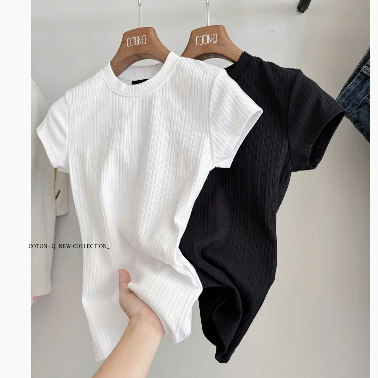 Áo thun gân ôm ( ĐEN )_thumbnail_4