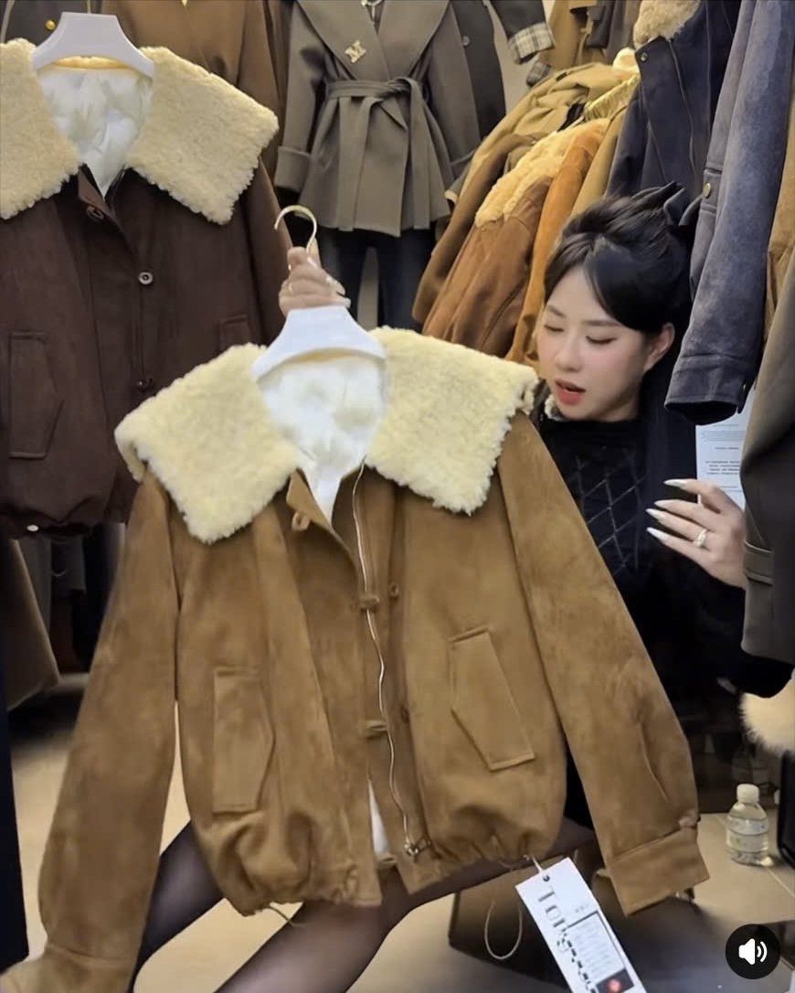 Áo khoác da lộn cổ lông - V91