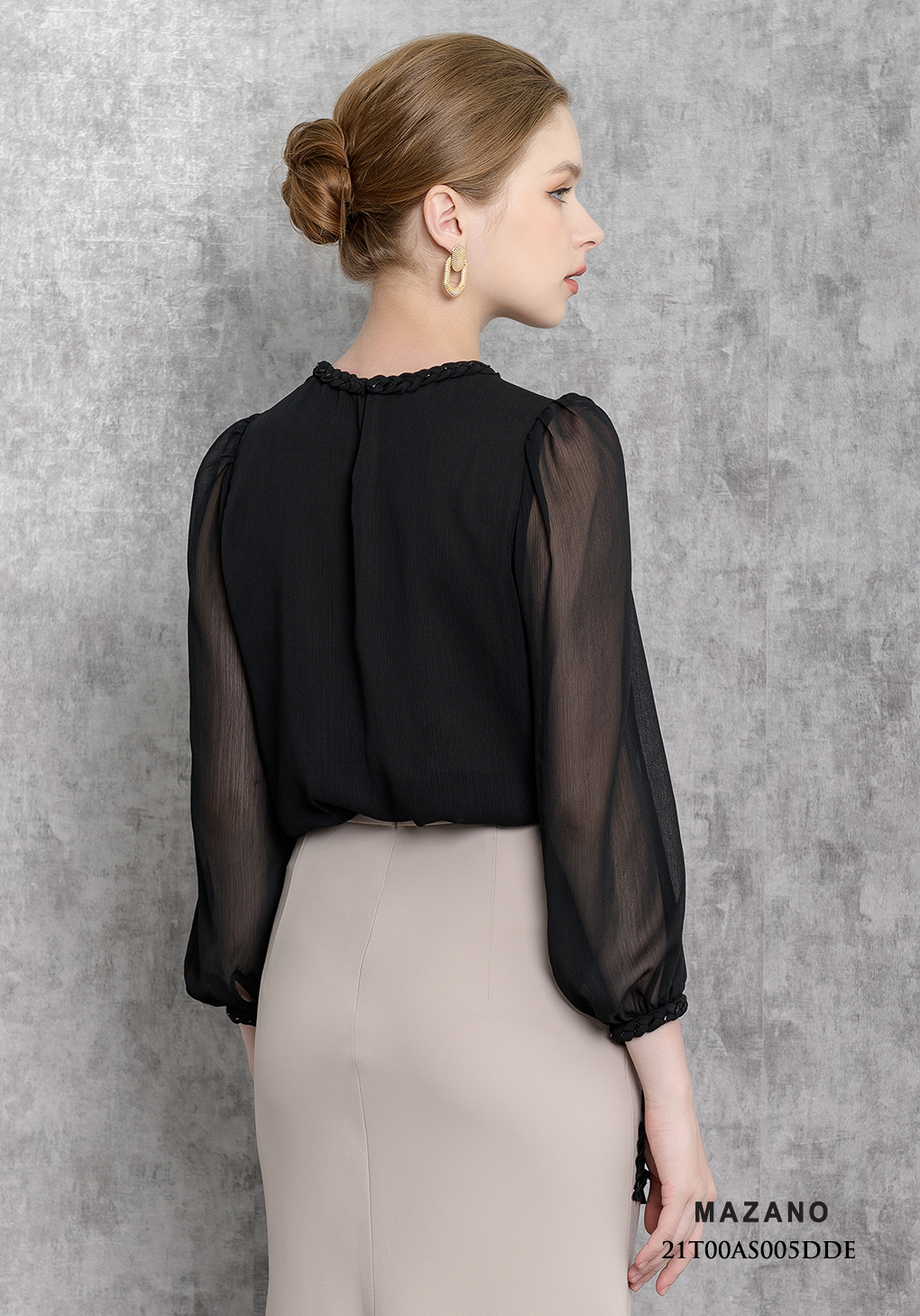 Áo đen suông tay dài cổ tết nghệ thuật_thumbnail_3