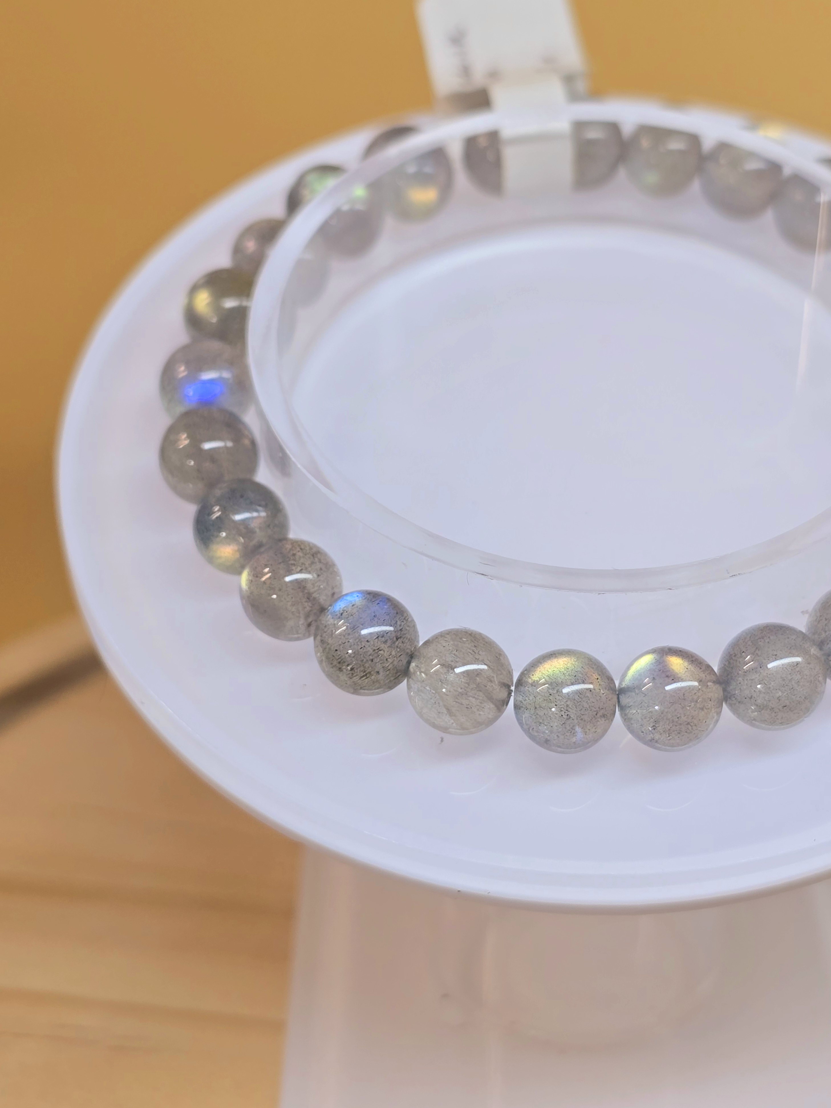 Vòng Tay Đá Xà Cừ Hắc Nguyệt Quang Labradorite Thể Trong