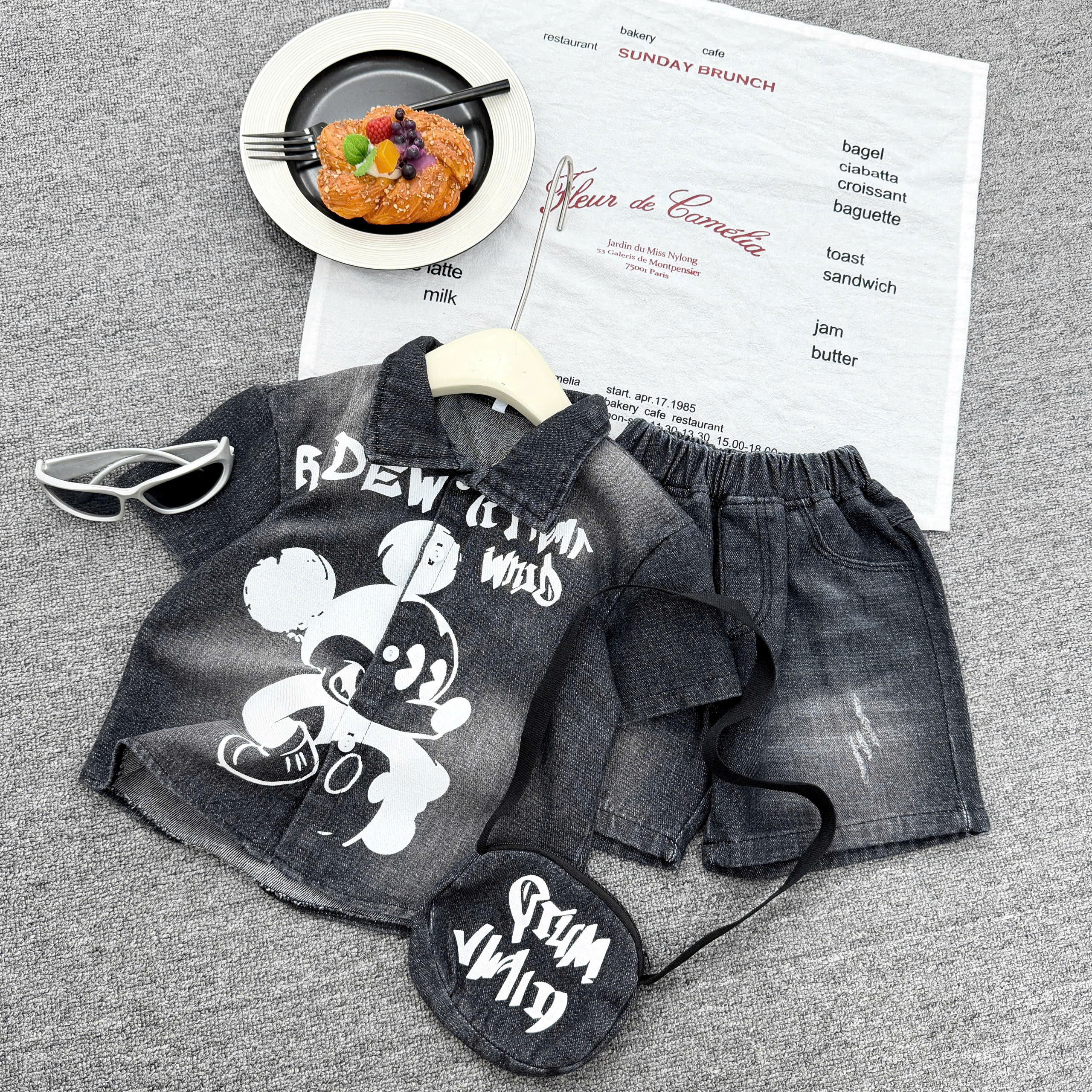 E65 BỘ SƠ MI BÒ MICKEY TRẮNG RIDEW- A108.325