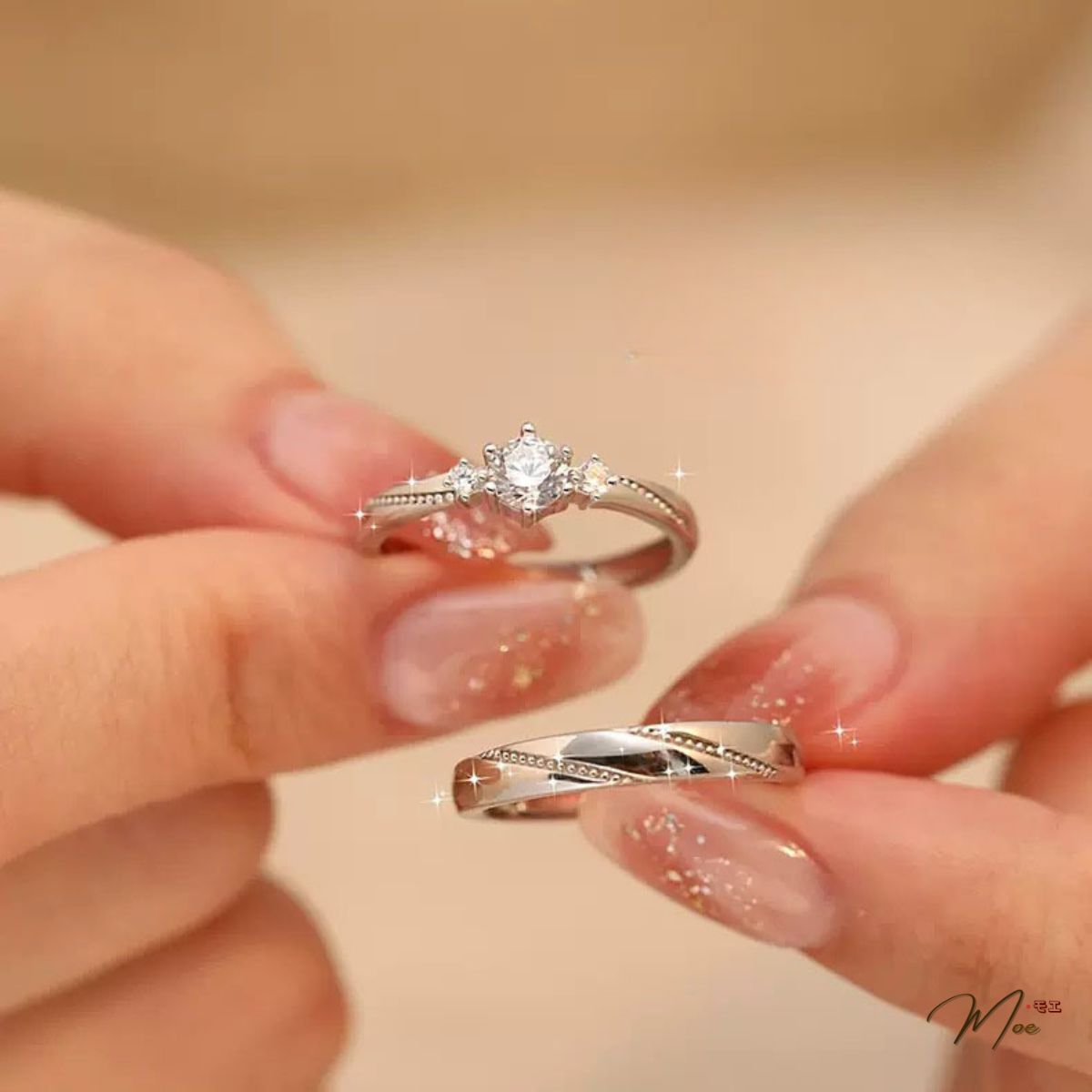 ĐN92 - Nhẫn đôi đá chủ pha lê viền bi sọc freesize_thumbnail_1