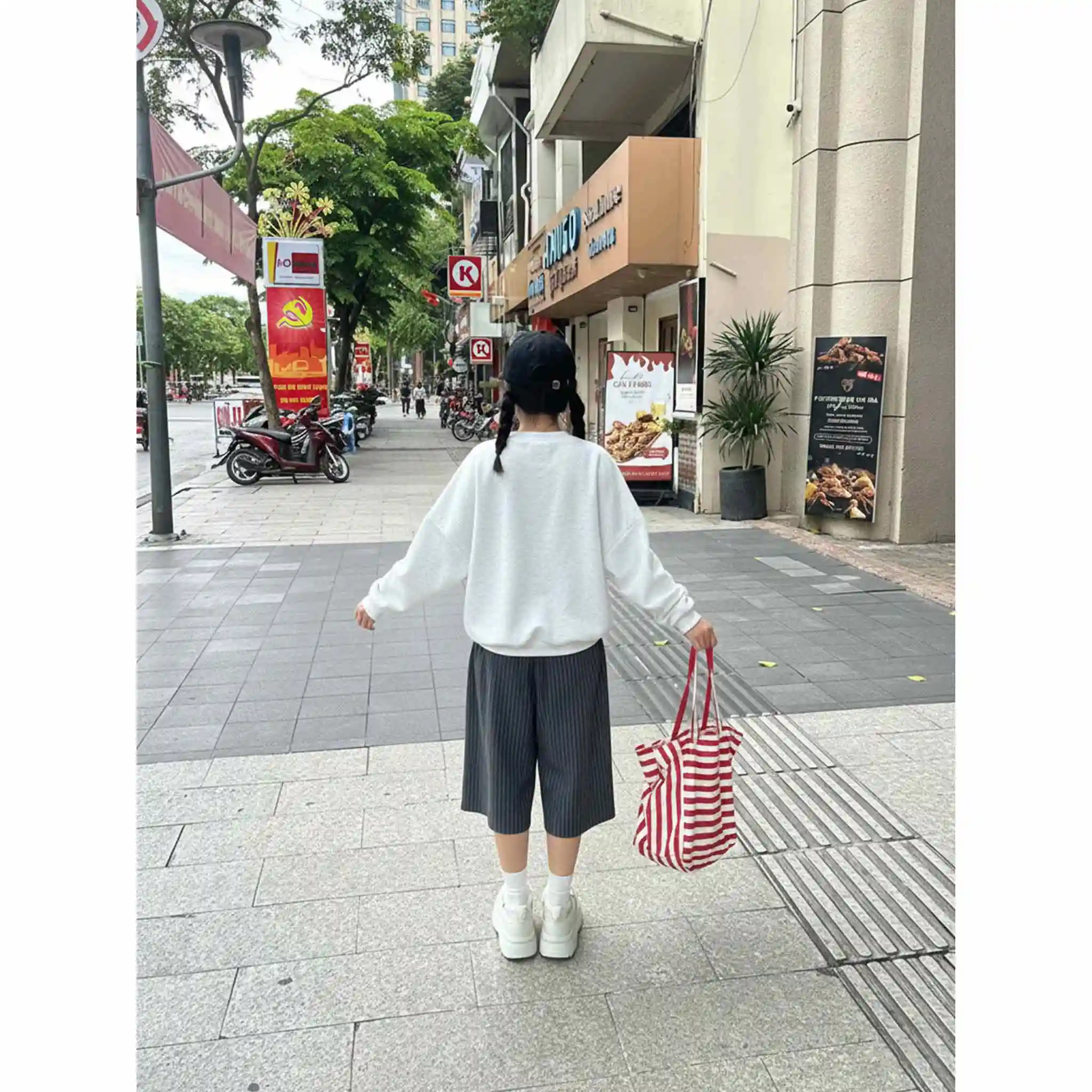 Áo Sweater unisex form boxy Miucho nỉ 2 da cao cấp thoáng mát hình dễ thương in mix 2794_thumbnail_3
