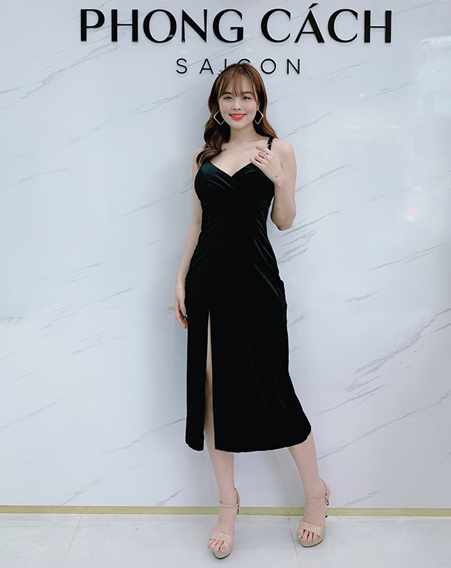 Đầm Nhung thiết kế 2 dây xẻ đùi_thumbnail_2