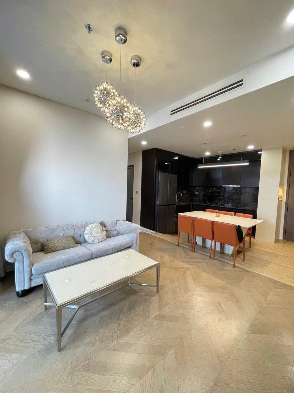 Siêu phẩm - Chủ hộ kí gửi cho thuê căn 3PN nội thất Châu Âu, tầng cao với mức giá cực ưu đãi tại umiere Riverside_thumbnail_1