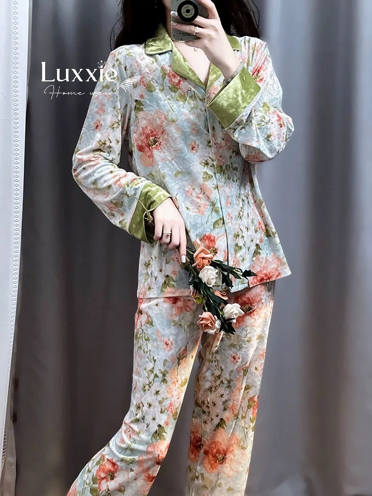 NHUNG11 Pijama vải nhung hoa lá viền xanh cốm_thumbnail_2