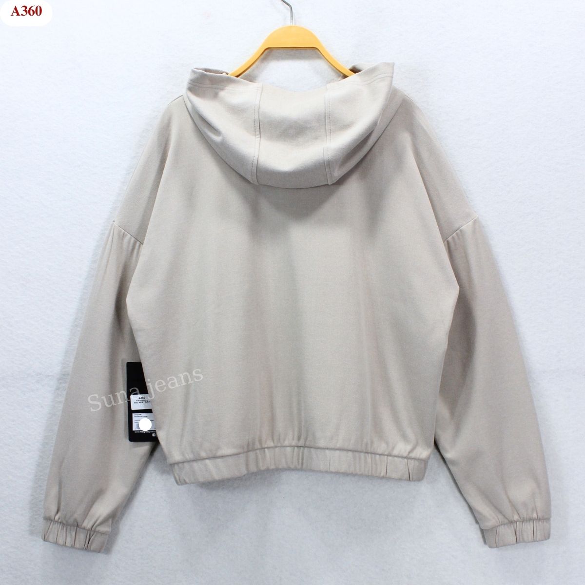 A360-Hoodie crop_thumbnail_4