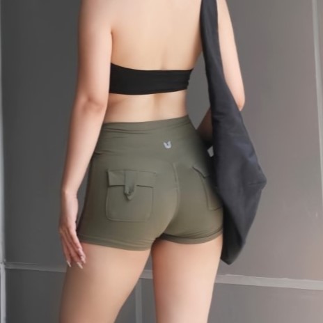 Quần đùi thể thao nữ Box Short_thumbnail_1