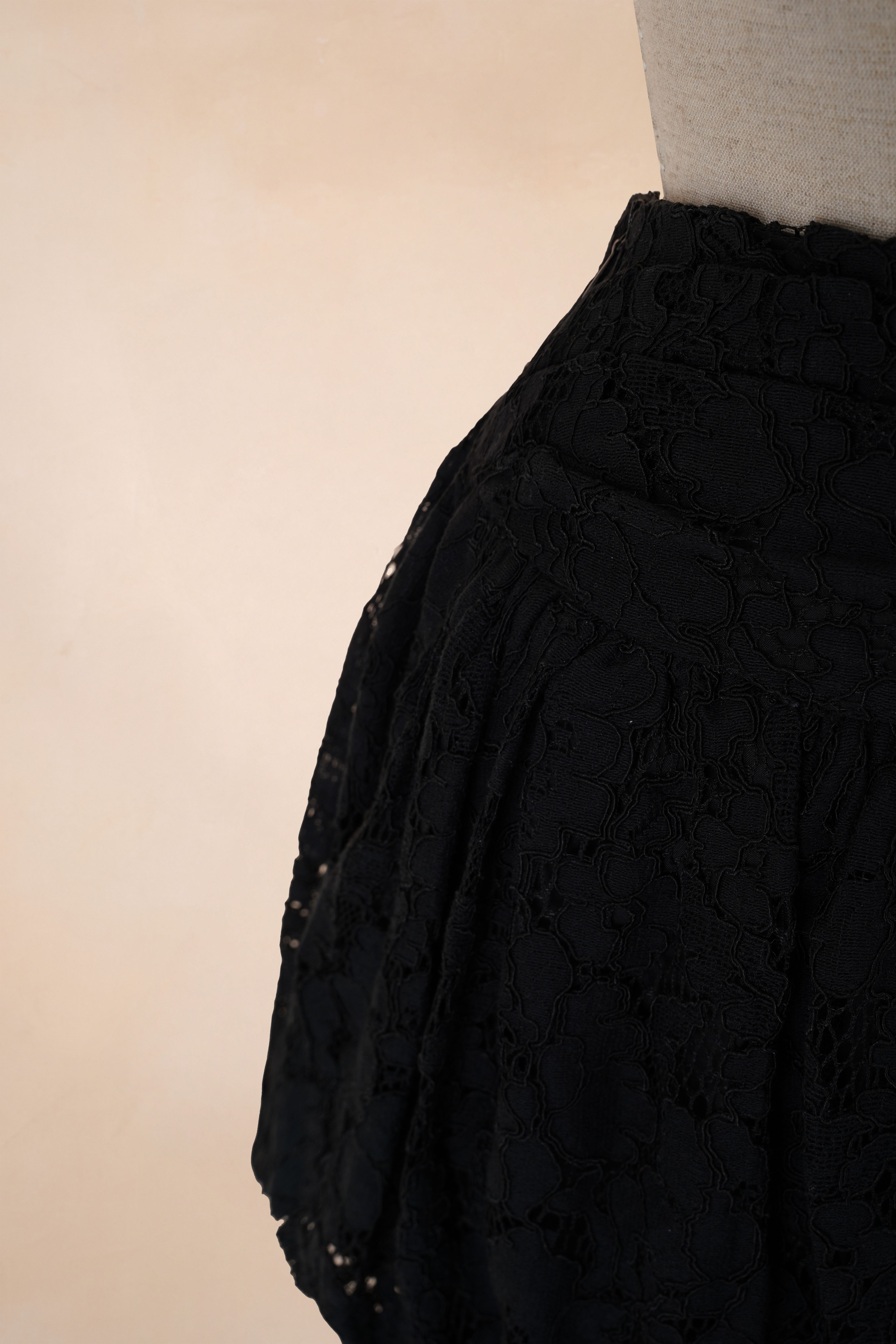 Chân Váy Ren Bí Ngắn_thumbnail_2