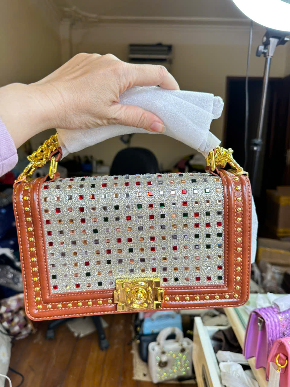 TÚI XÁCH BOY HỘP GẮN ĐÁ LẤP LÁNH