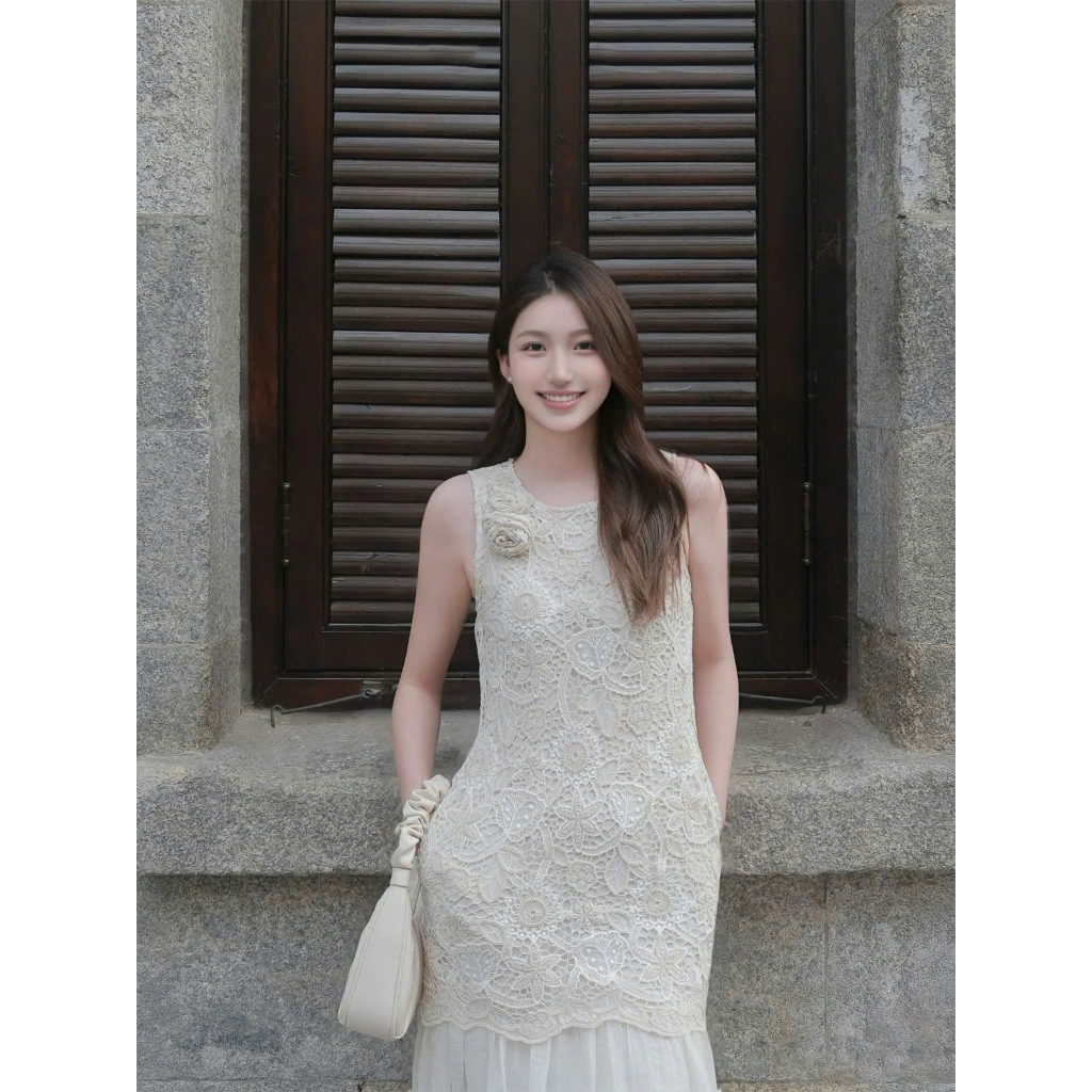 Đầm Ren Dài Sát Nách Màu Kem Phối Chân Váy Lụa Vintage, Váy Đi Tiệc , Đi Chơi Sang Chảnh Phối Hoa Ngực Logastore_L203_thumbnail_3