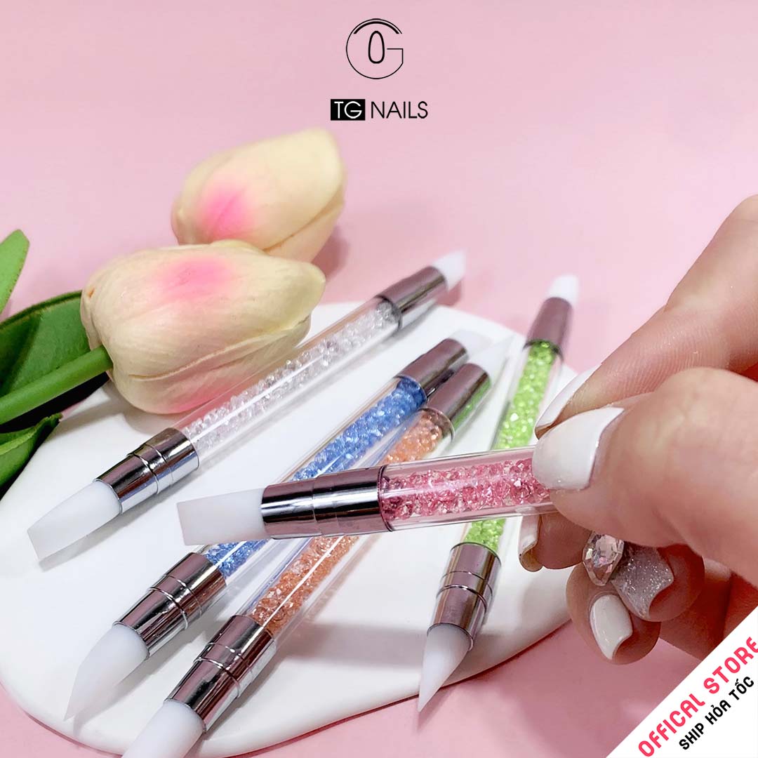 Bộ cọ vẽ móng tay, móng chân, chất liệu: cán nhựa, đầu silicone. Dài: 15cm._thumbnail_2