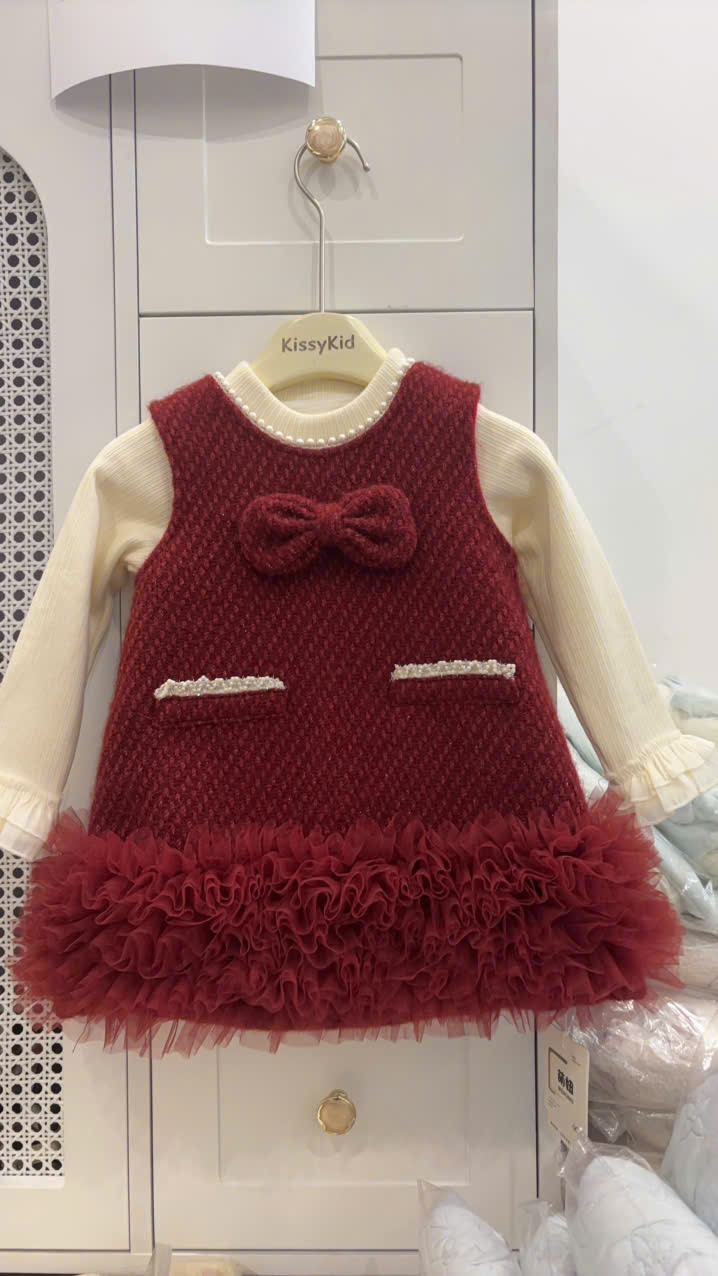 (V66) Váy dạ đỏ đính nơ viền voan kèm áo giữ nhiệt trắng_thumbnail_0