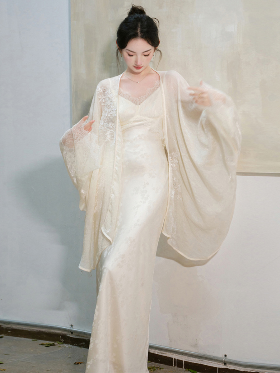 Đầm Lụa Trắng Dáng Dài Vintage Thanh Lịch_thumbnail_7