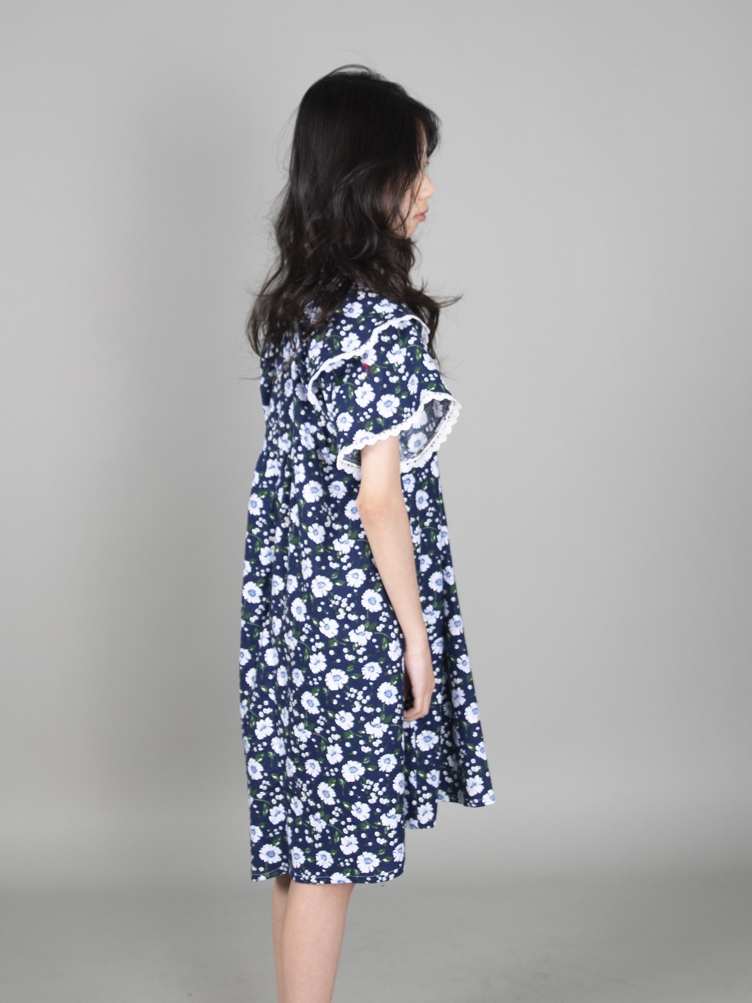 Váy xanh hoa cúc trắng_thumbnail_1